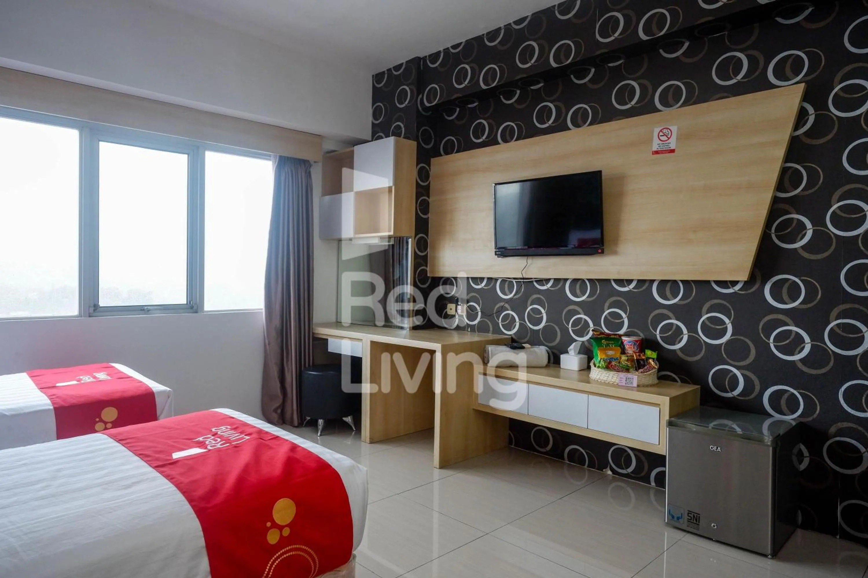 Bedroom, Bed in RedLiving Apartemen Star Semarang - Sky Tower Lantai 22