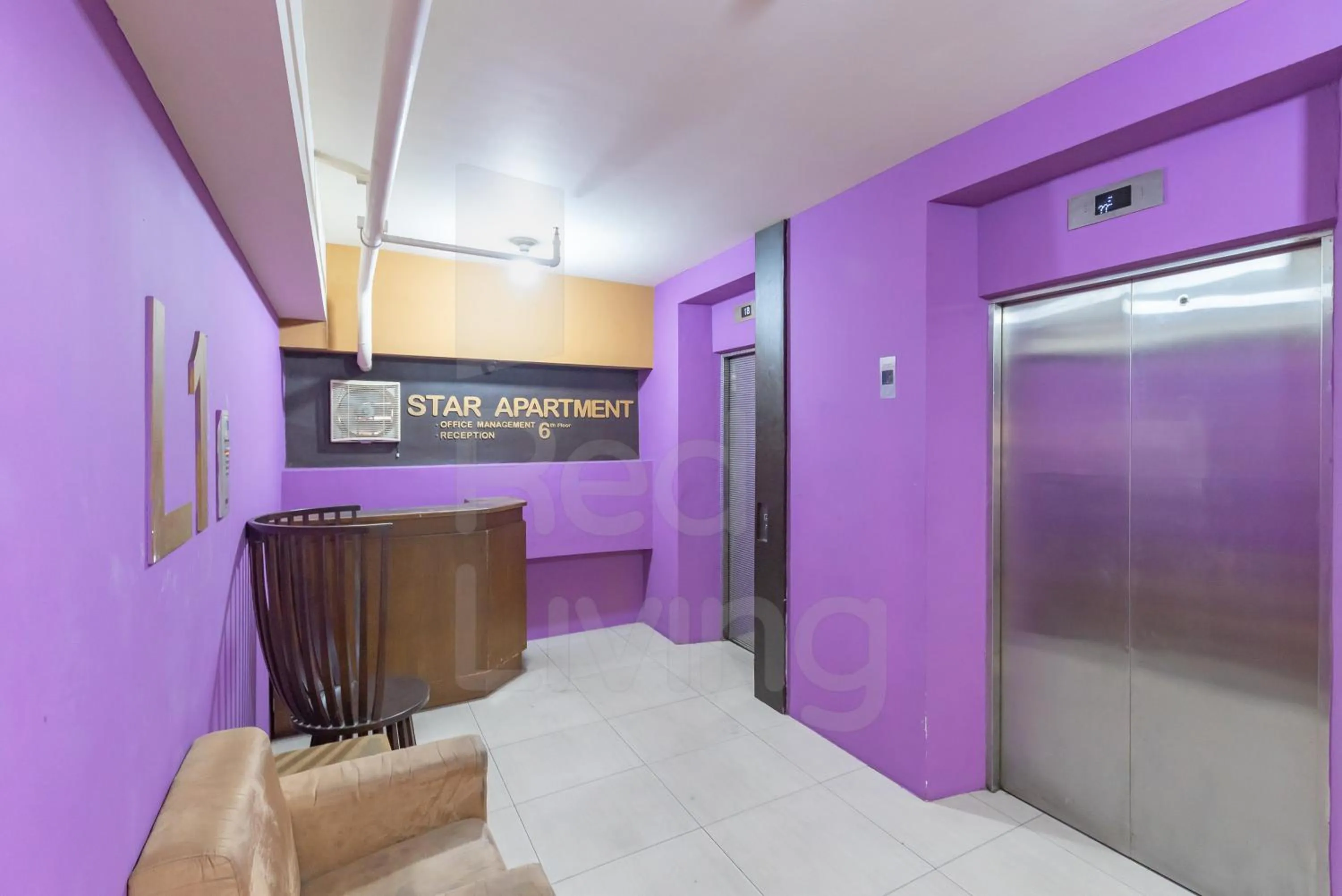 Lobby or reception in RedLiving Apartemen Star Semarang - Sky Tower Lantai 22
