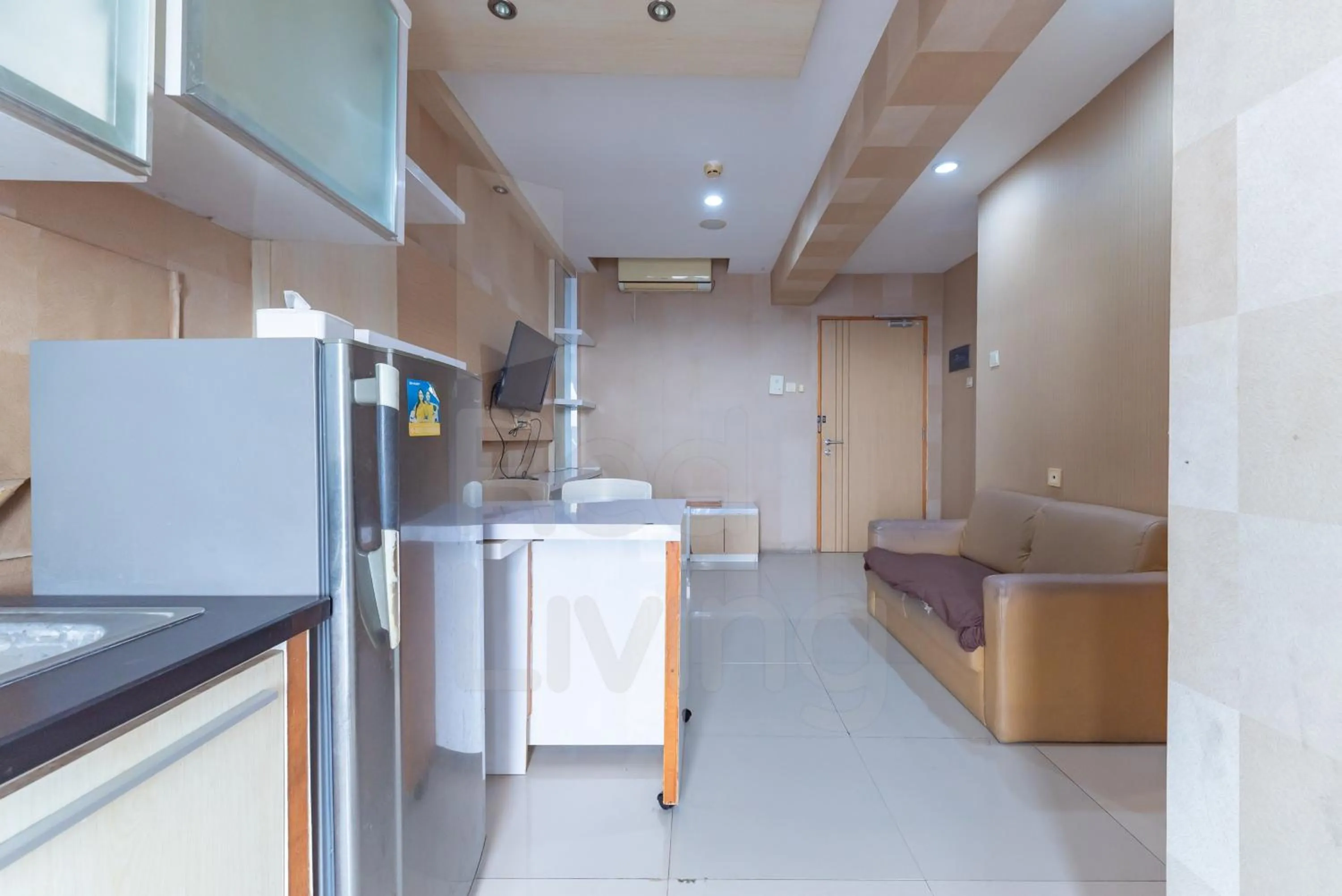 Kitchen or kitchenette in RedLiving Apartemen Star Semarang - Sky Tower Lantai 22