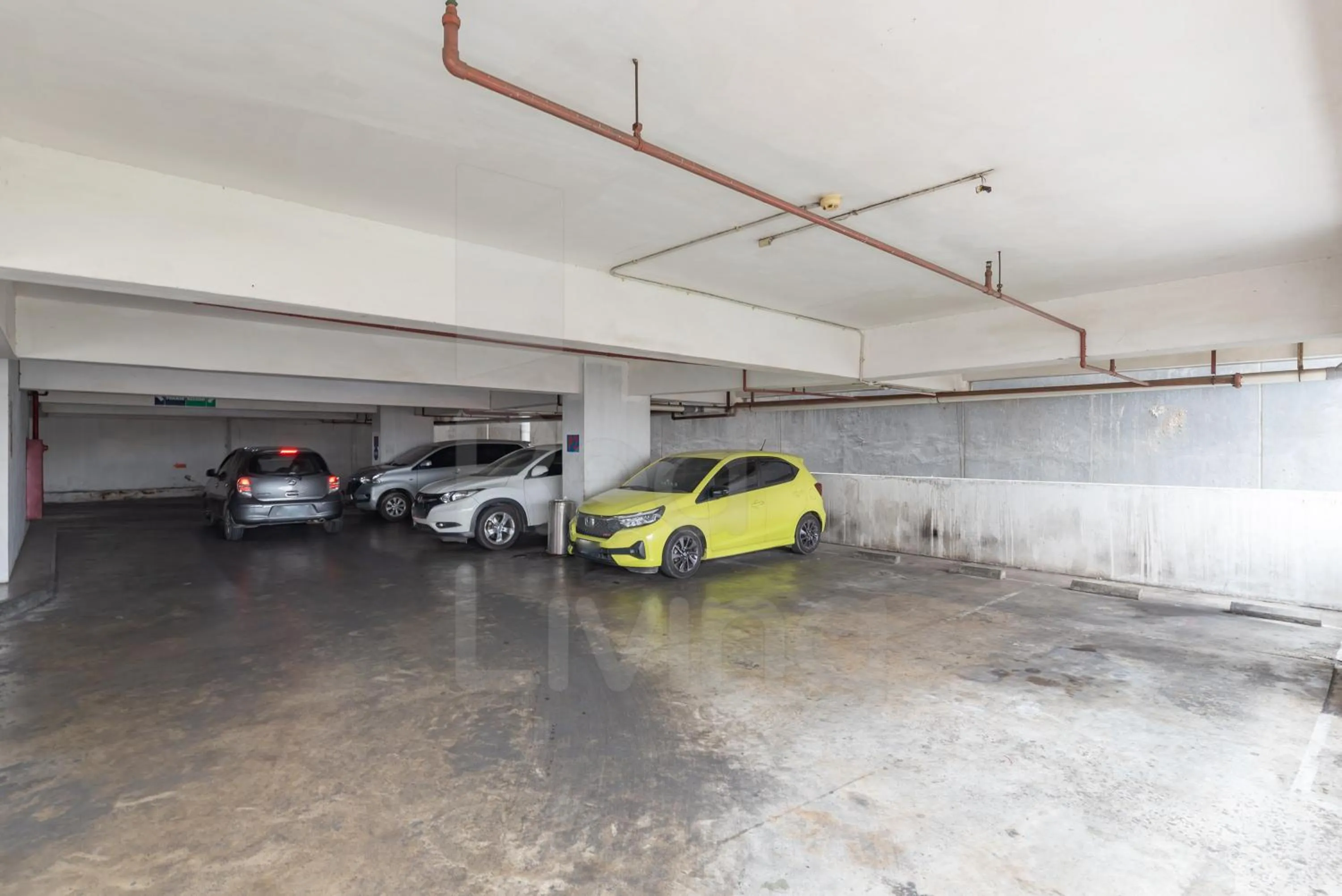 Parking in RedLiving Apartemen Star Semarang - Sky Tower Lantai 22