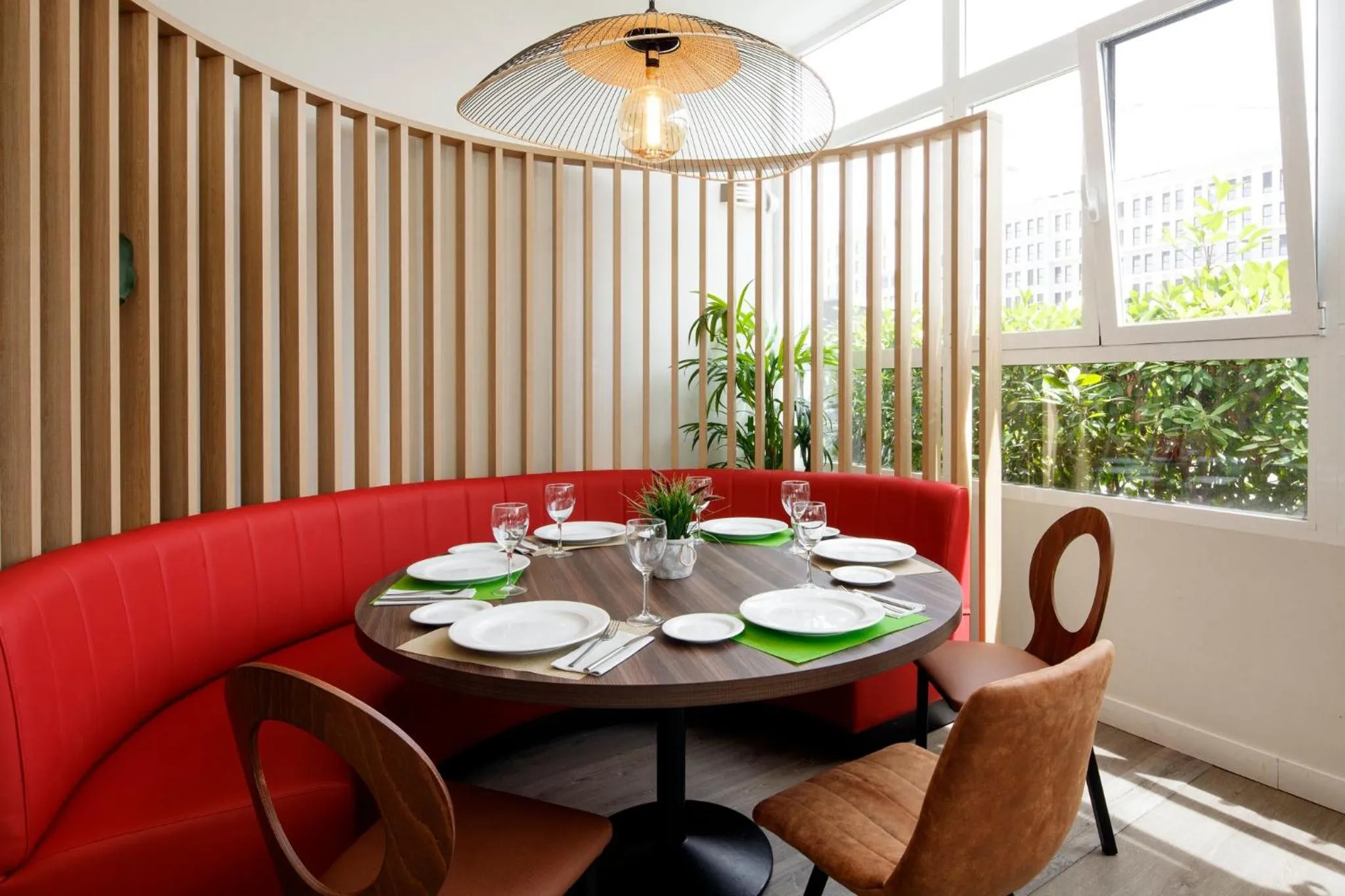 Restaurant/places to eat in Sercotel AB Rivas