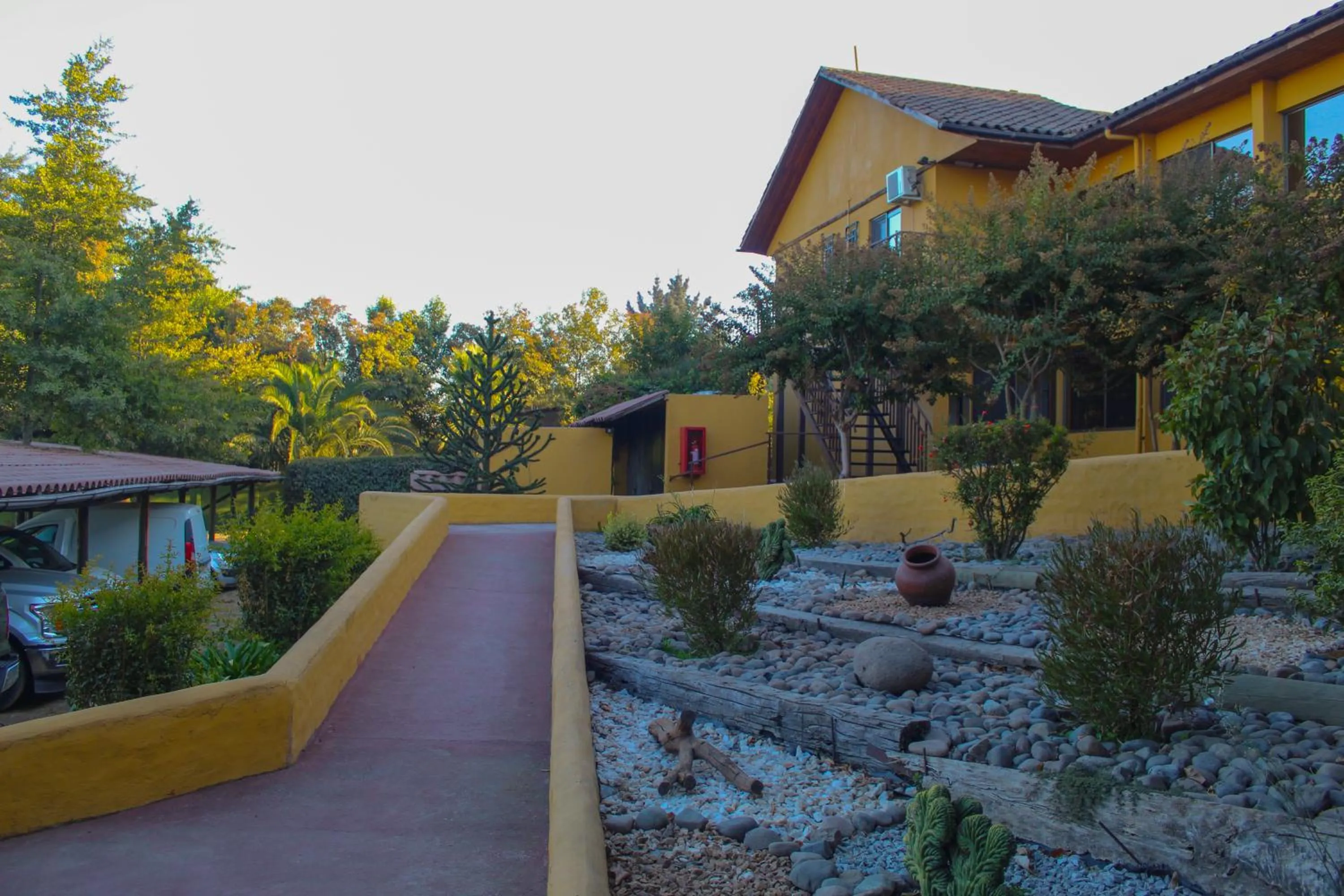 Property building in Hotel Ontiveros