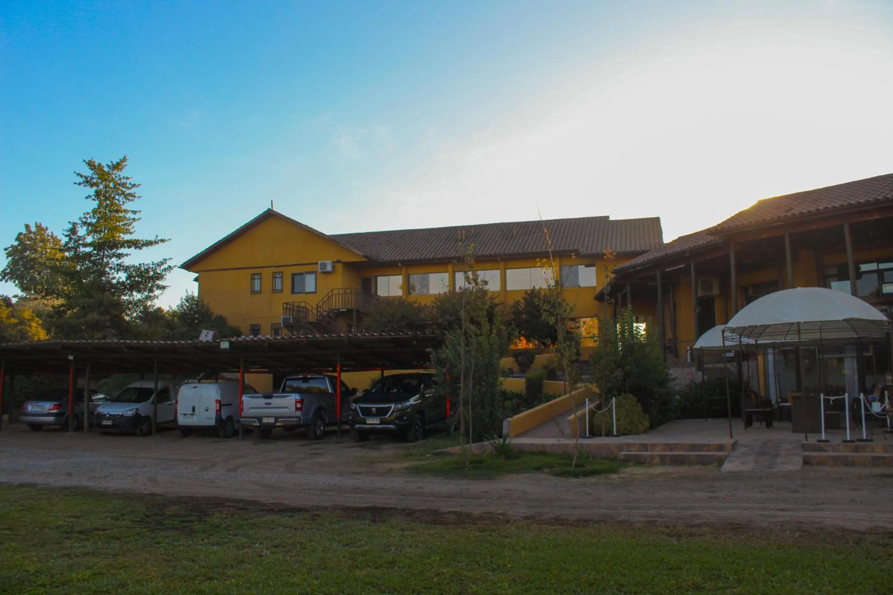 Parking in Hotel Ontiveros