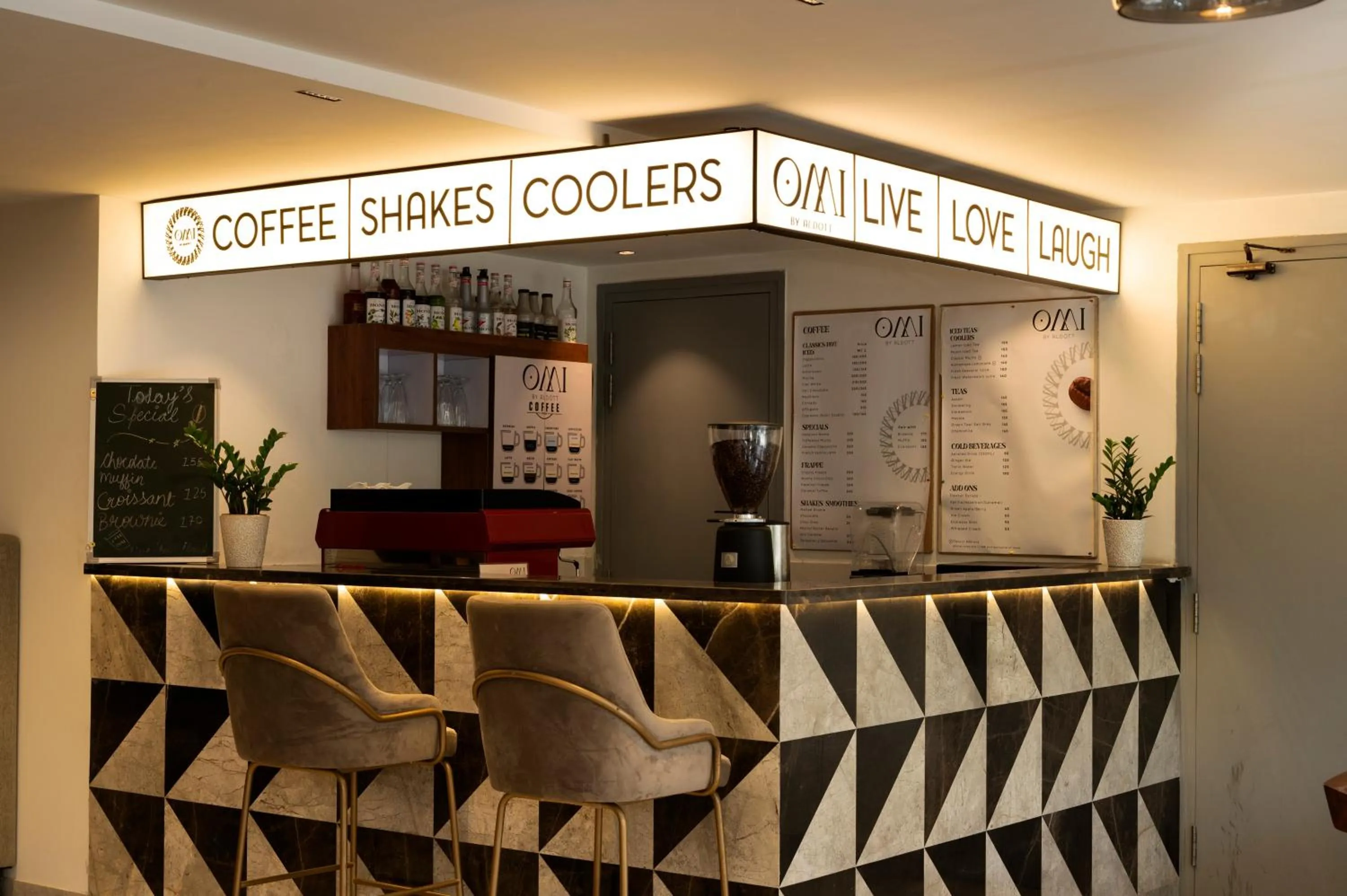 Coffee/tea facilities in The Aldott Cyber City