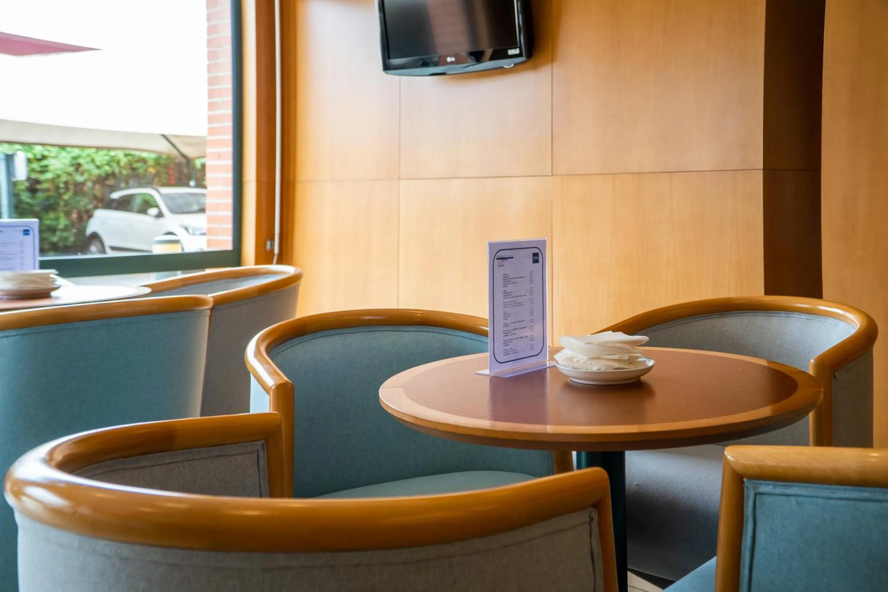 Restaurant/places to eat in Posadas de España Malaga