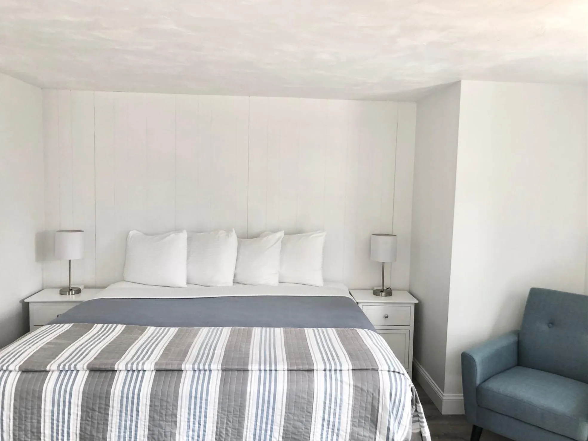 Bed in Kingfisher Oceanside