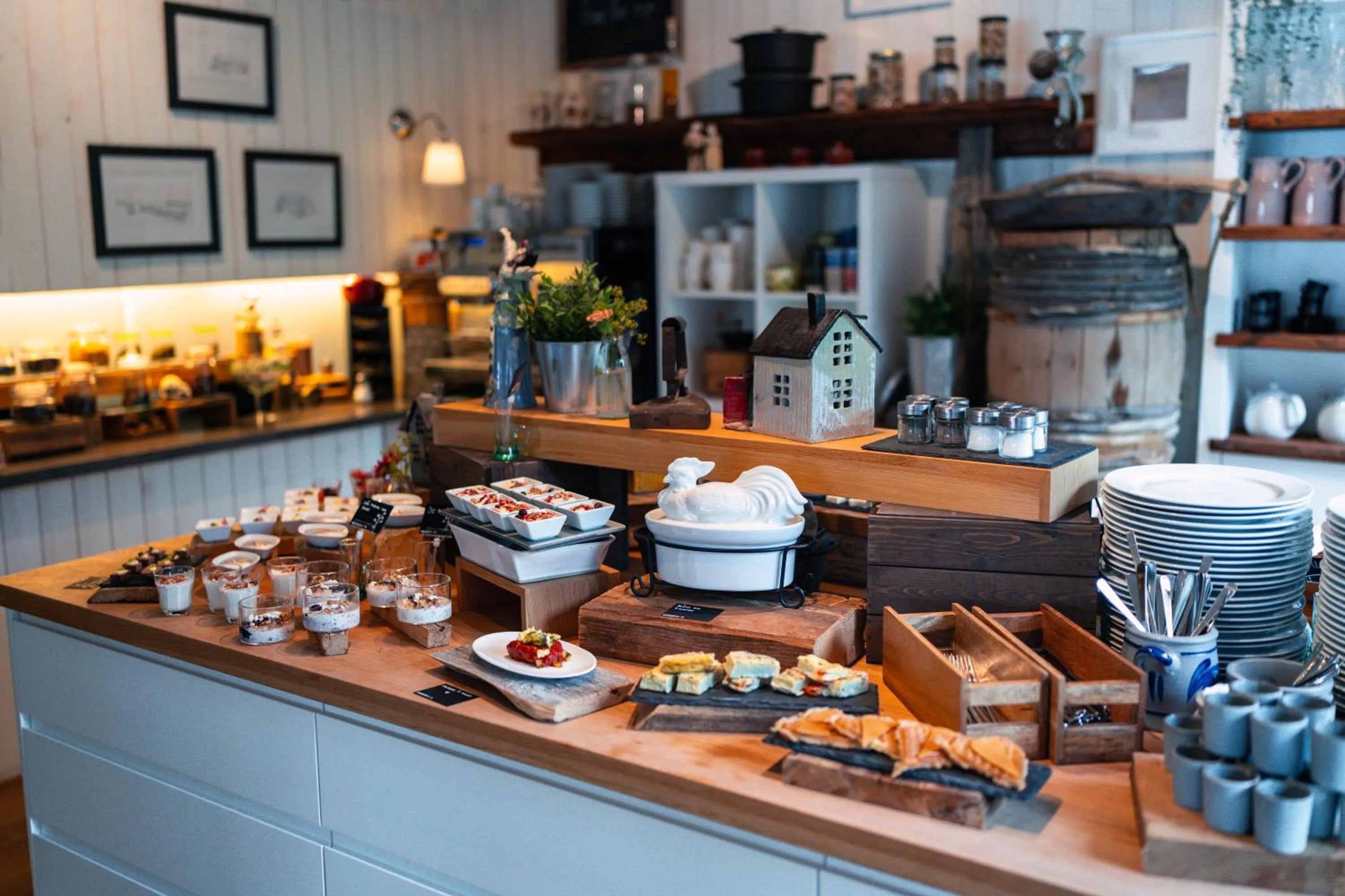 Buffet breakfast in Yggdrasil Farmhotel Retreat, Spa & Yoga