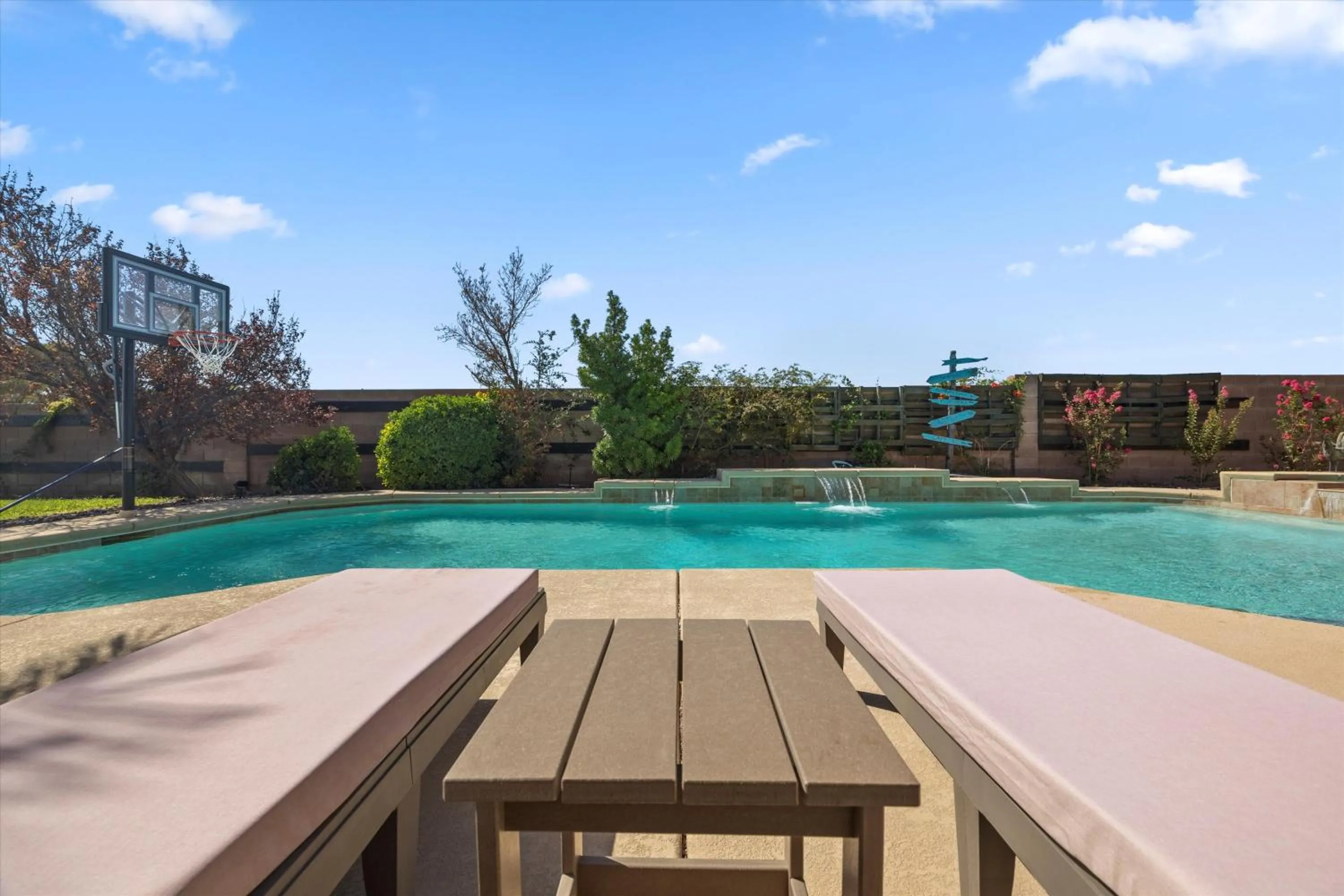 Swimming pool in Luxury villa with pool and spa