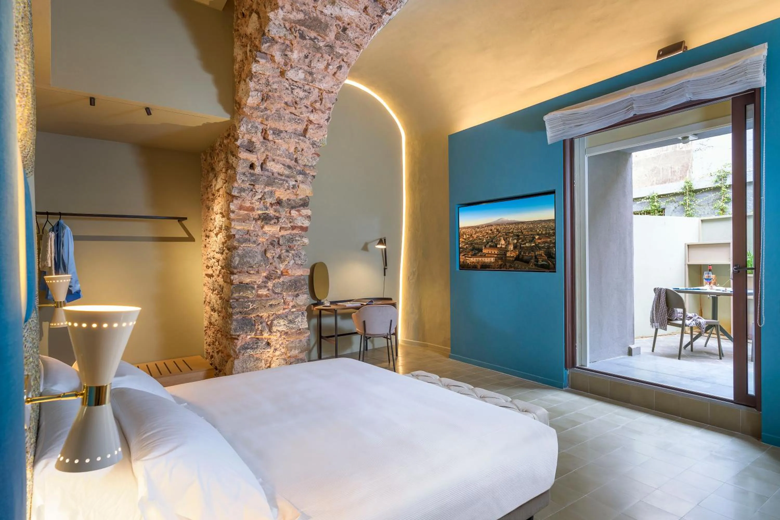 Photo of the whole room, Bed in BASTIÒ PRIVATE SUITES