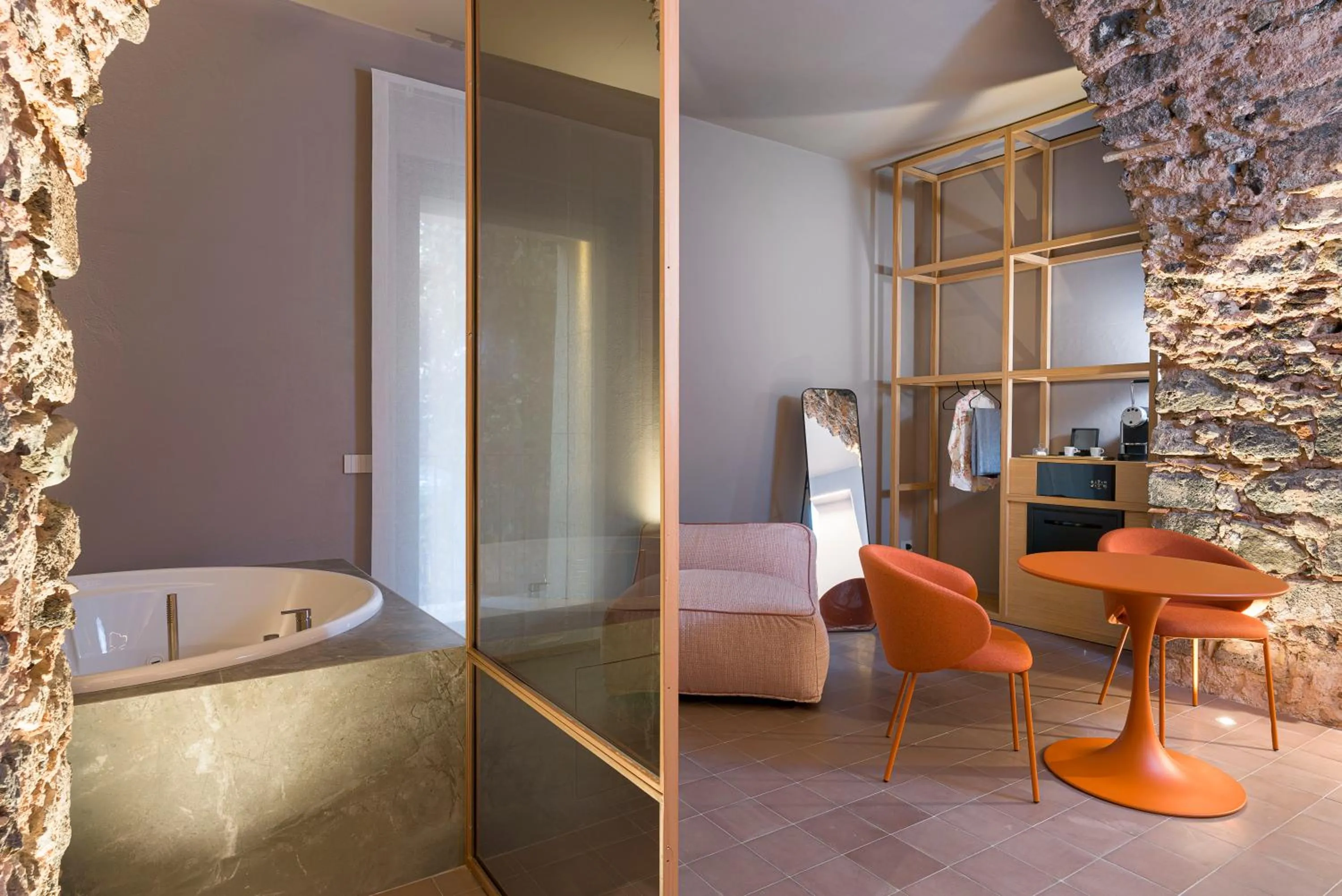 Bath, Bed in BASTIÒ PRIVATE SUITES