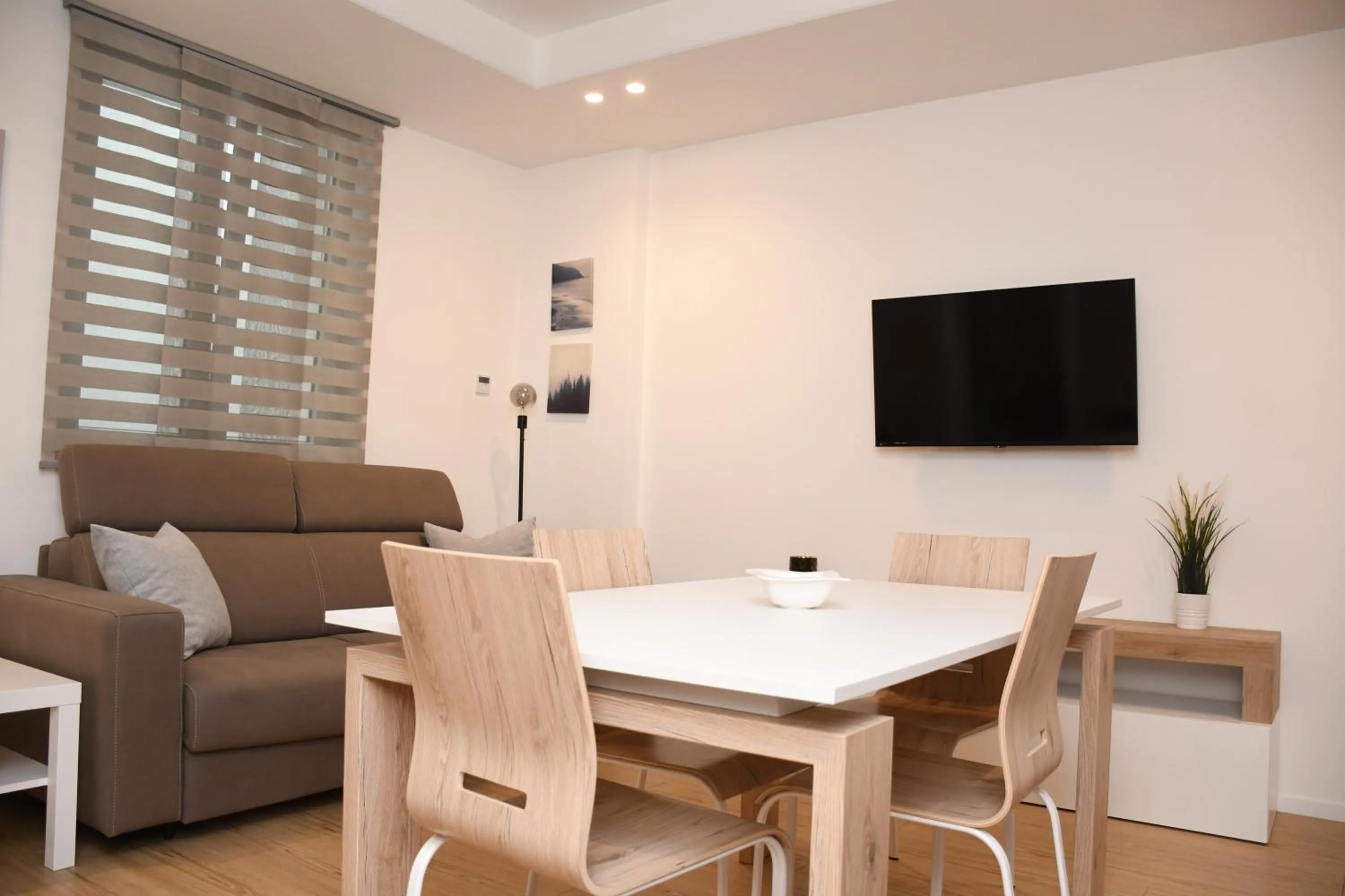 HABITAT- Apartments&Rooms