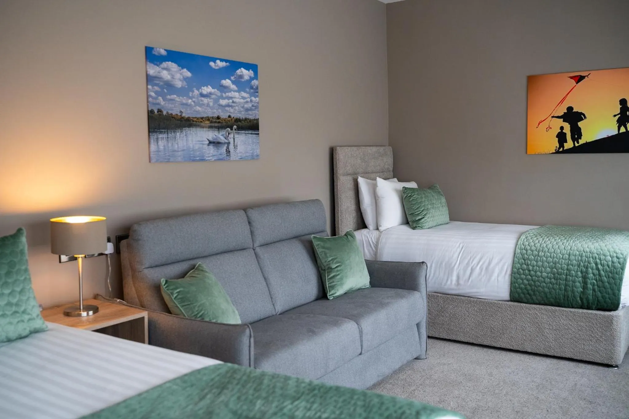 Seating area, Bed in Castle Varagh Hotel & Bar