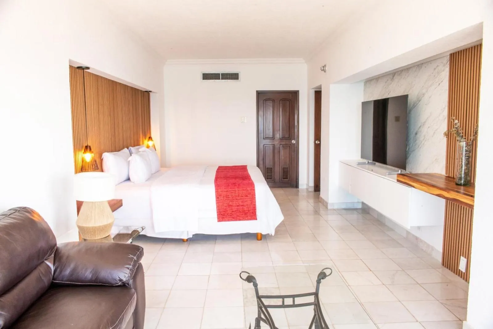 Bed in HOTEL SAN CARLOS PLAZA