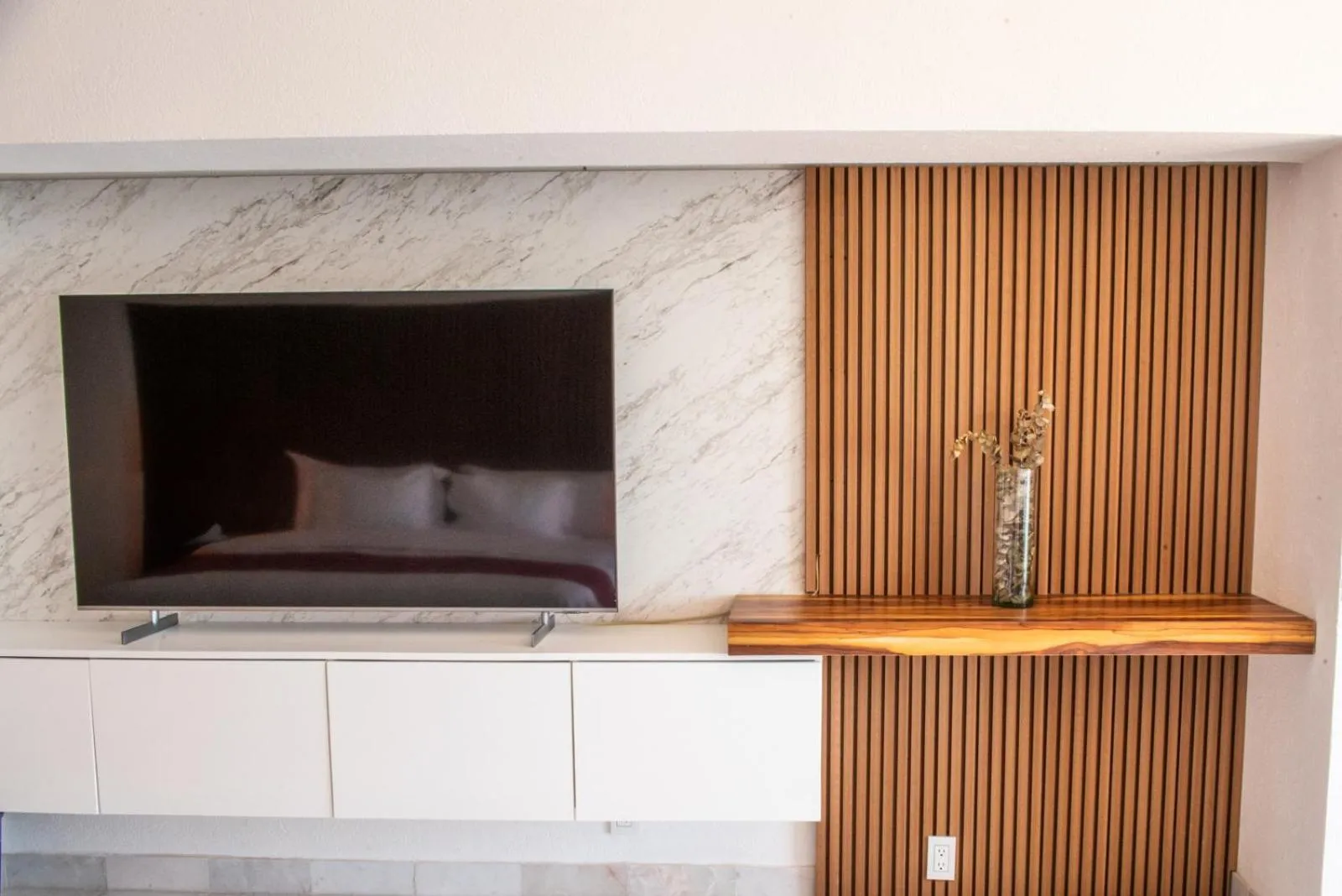 HOTEL SAN CARLOS PLAZA