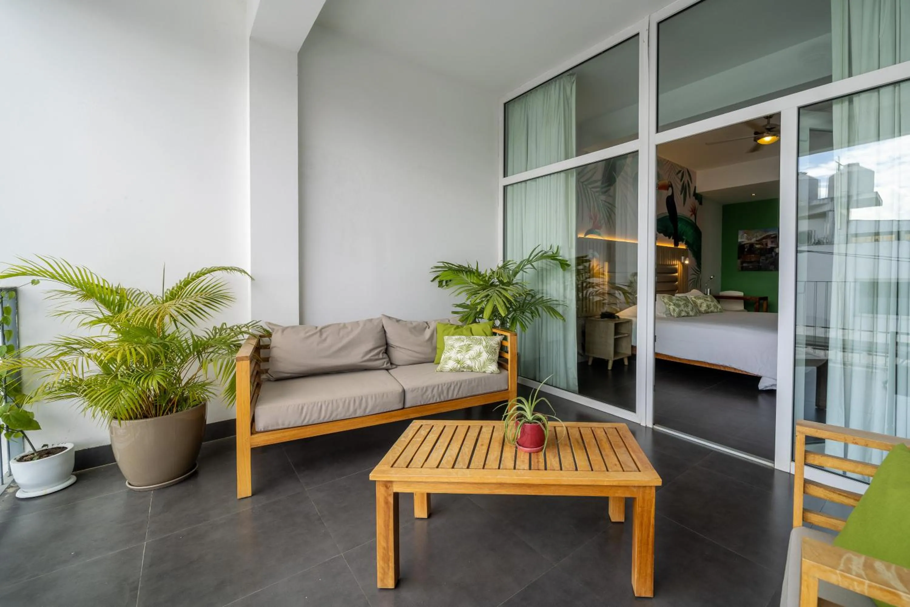 Balcony/Terrace, Bed in Tucan Suites Tarapoto - Hotel Asociado Casa Andina