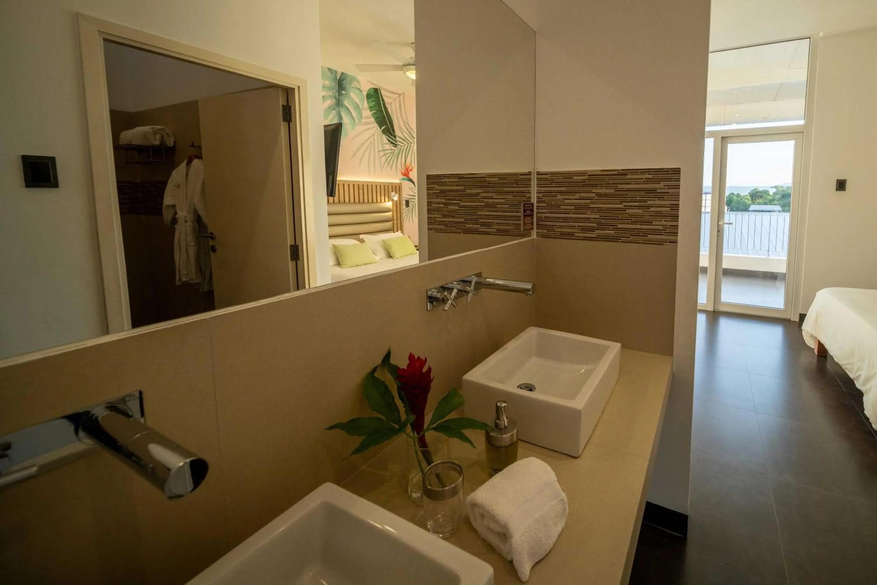 Bathroom in Tucan Suites Tarapoto - Hotel Asociado Casa Andina