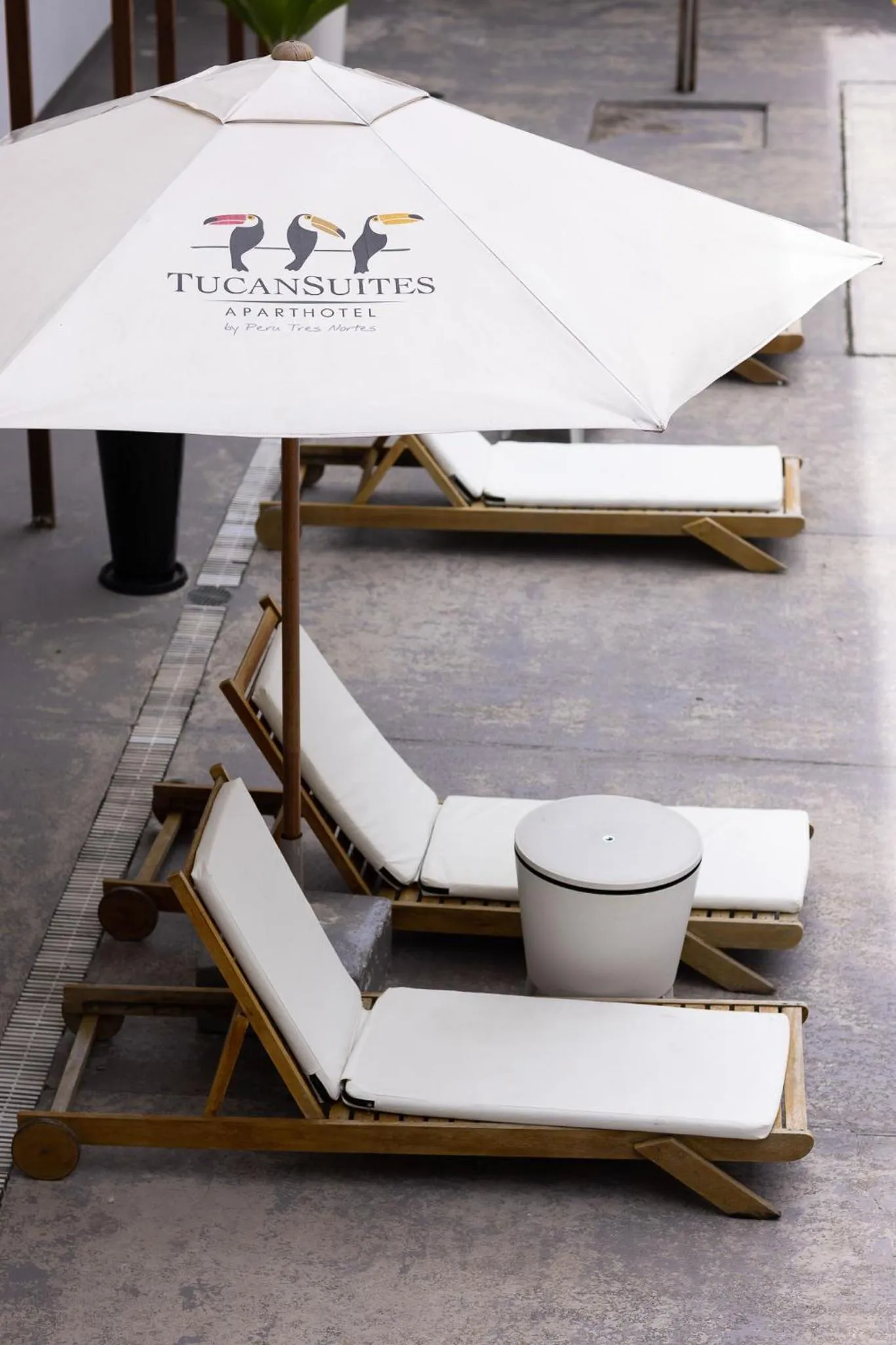 sunbed in Tucan Suites Tarapoto - Hotel Asociado Casa Andina