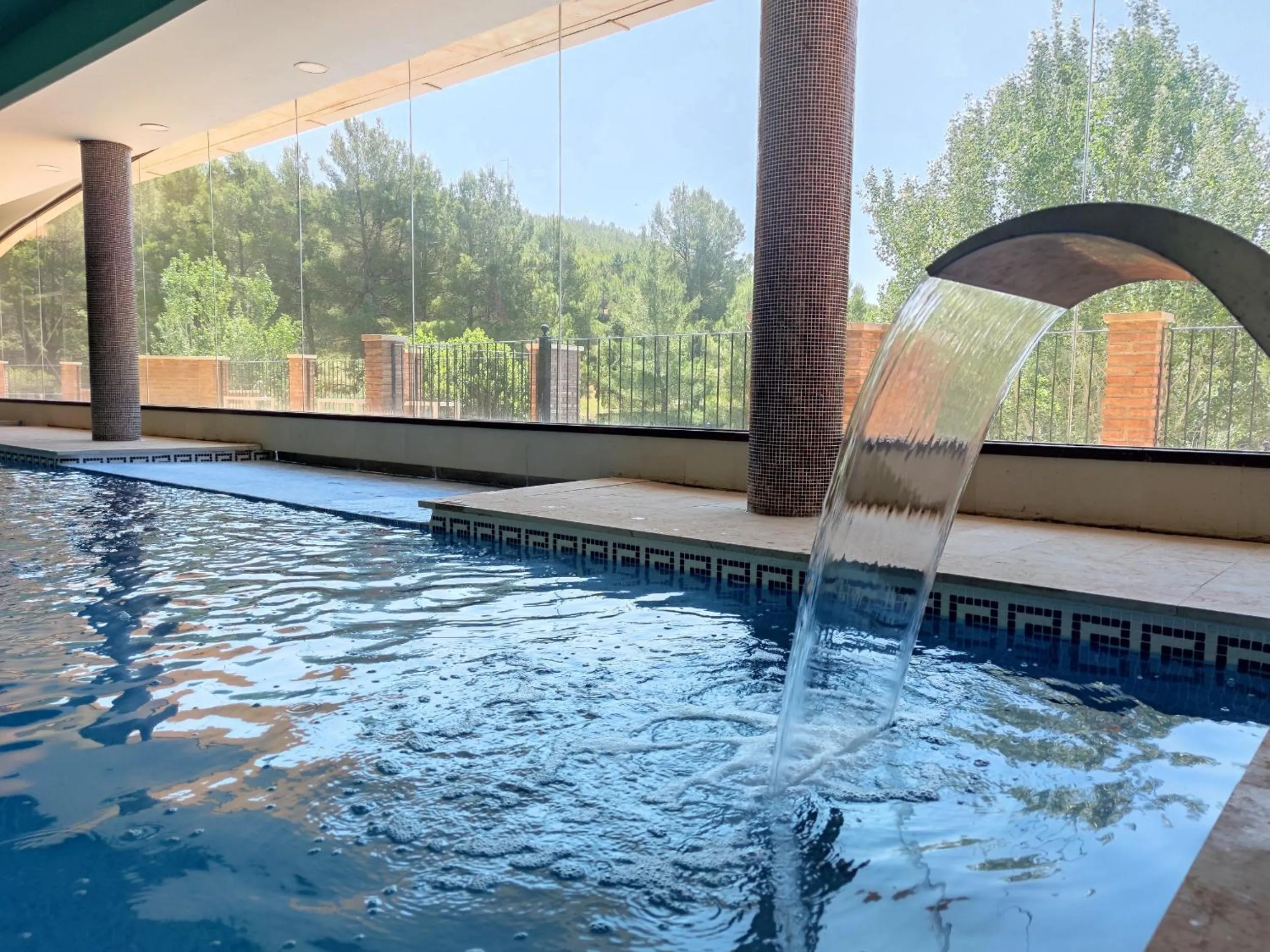 Swimming pool in La Figuerola Hotel & Restaurant