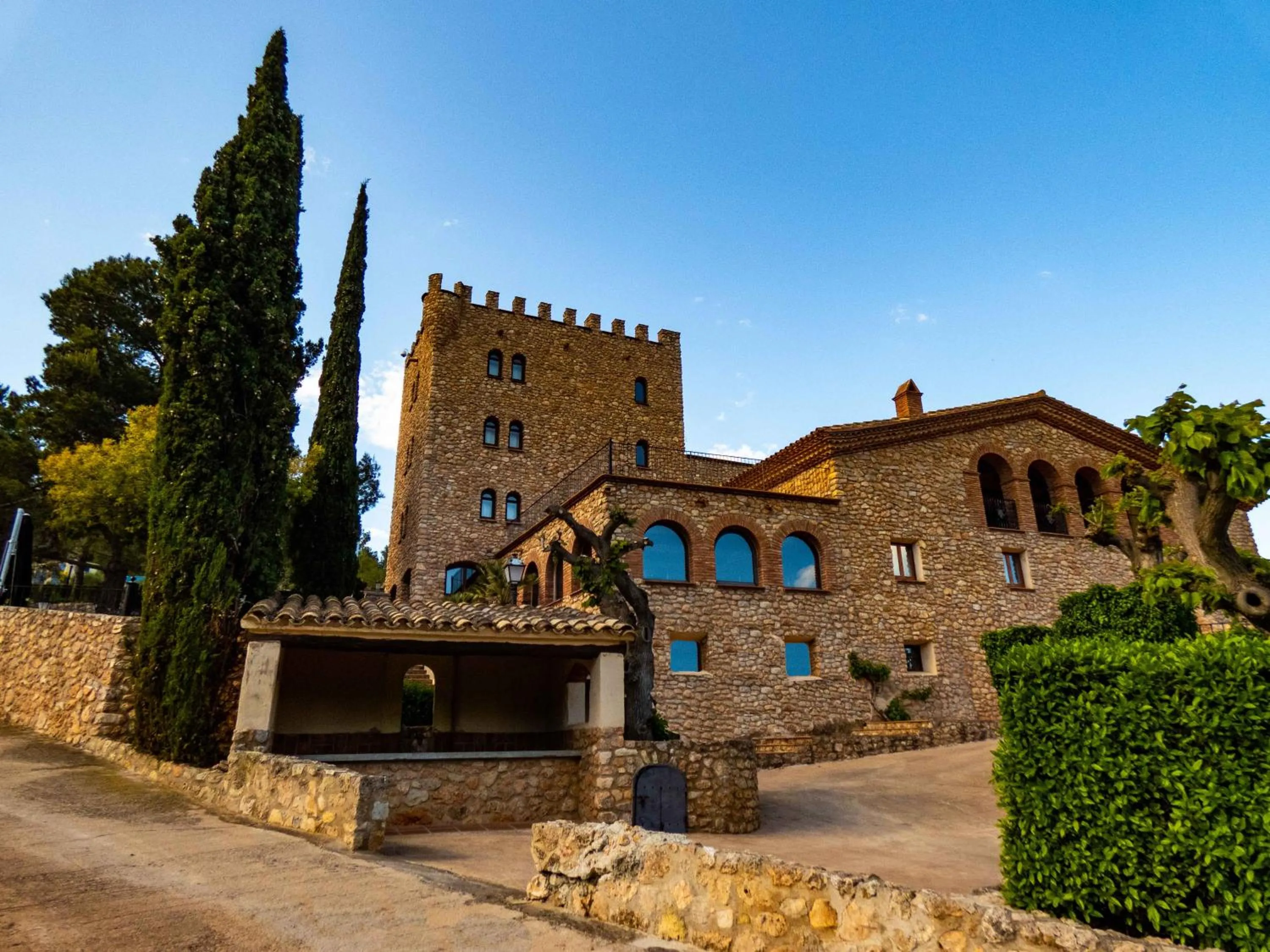 Property building in La Figuerola Hotel & Restaurant