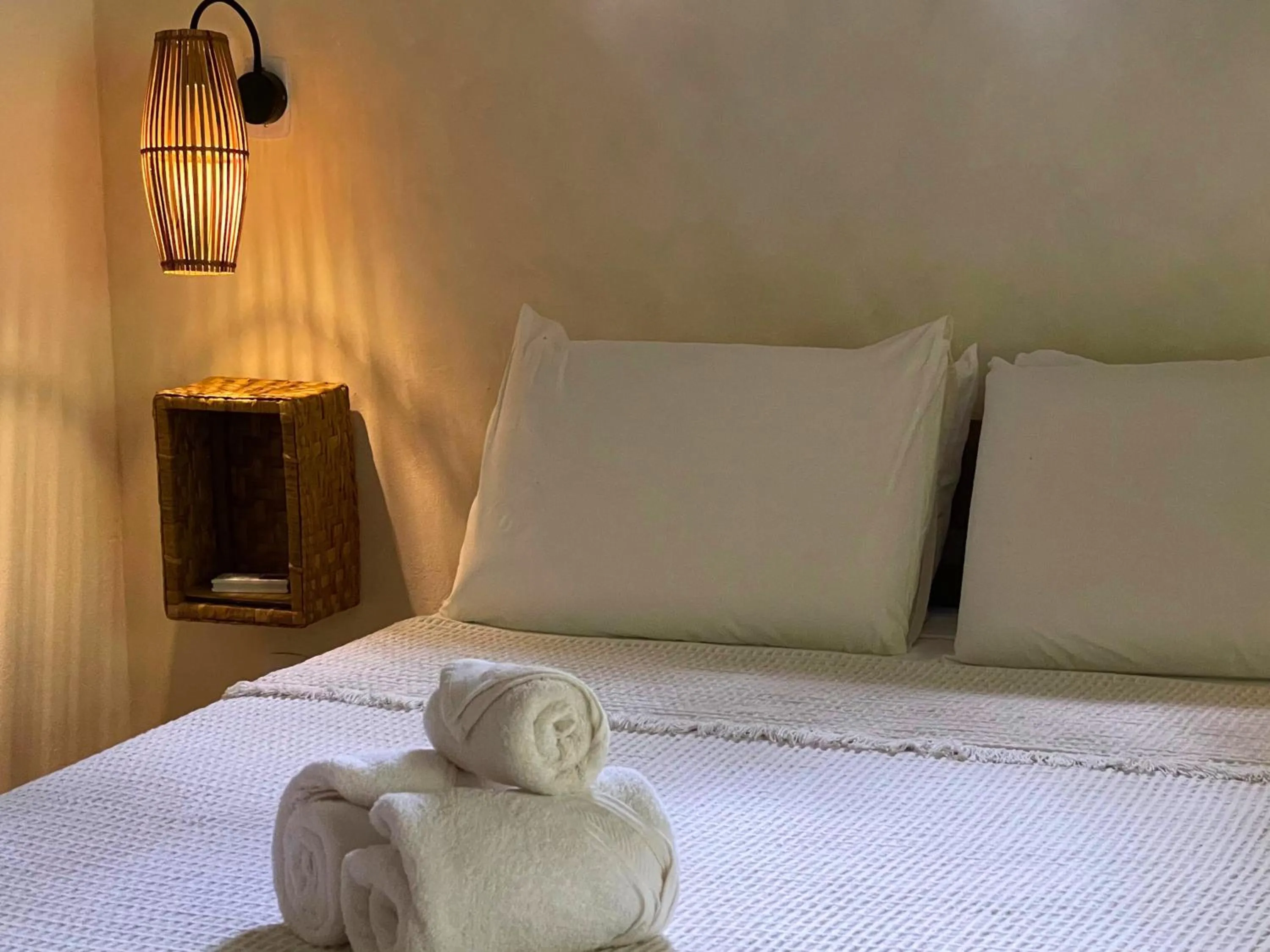 Decorative detail, Bed in Vila Coco Dendê - Algodões