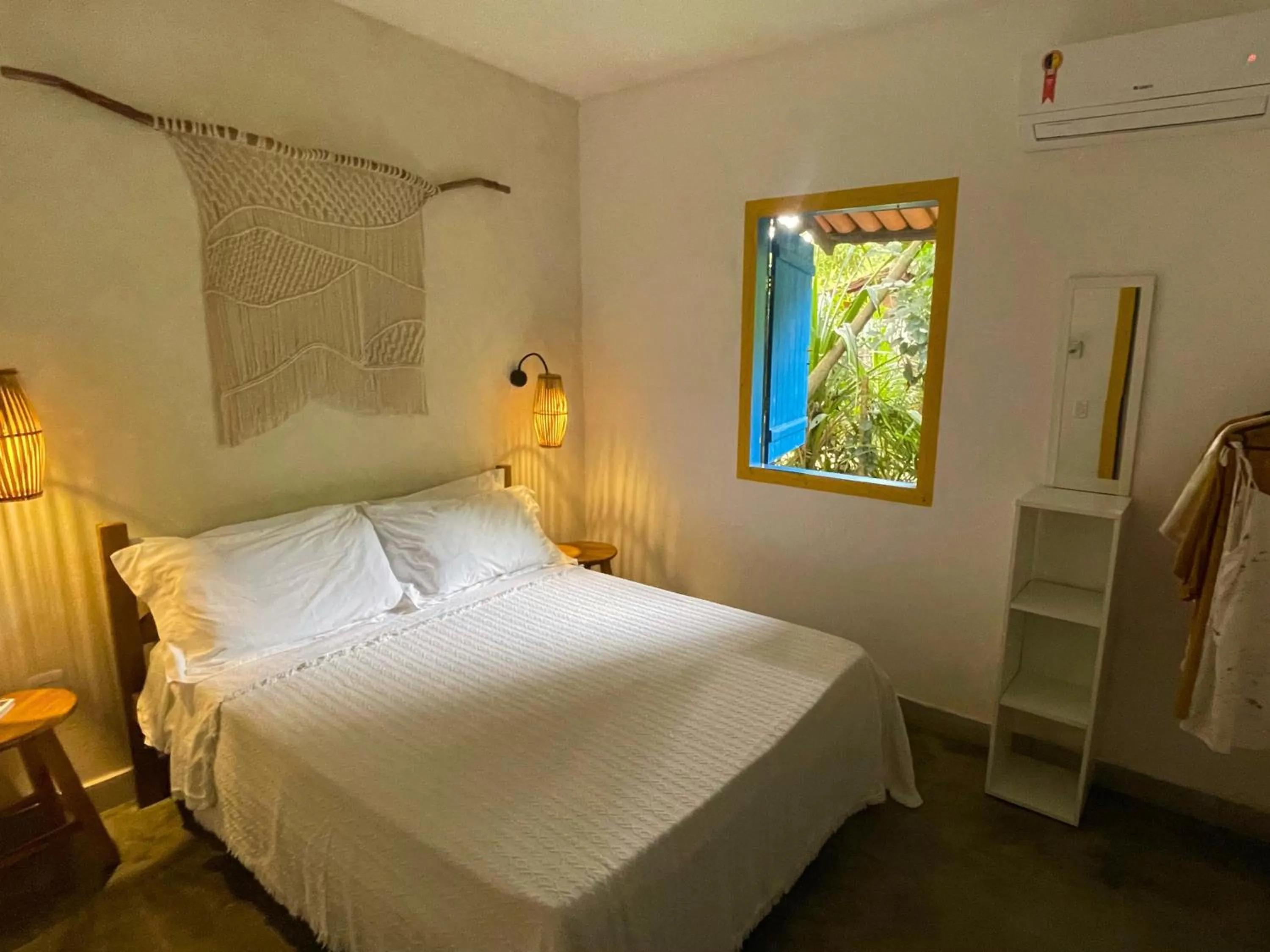 Bedroom, Bed in Vila Coco Dendê - Algodões