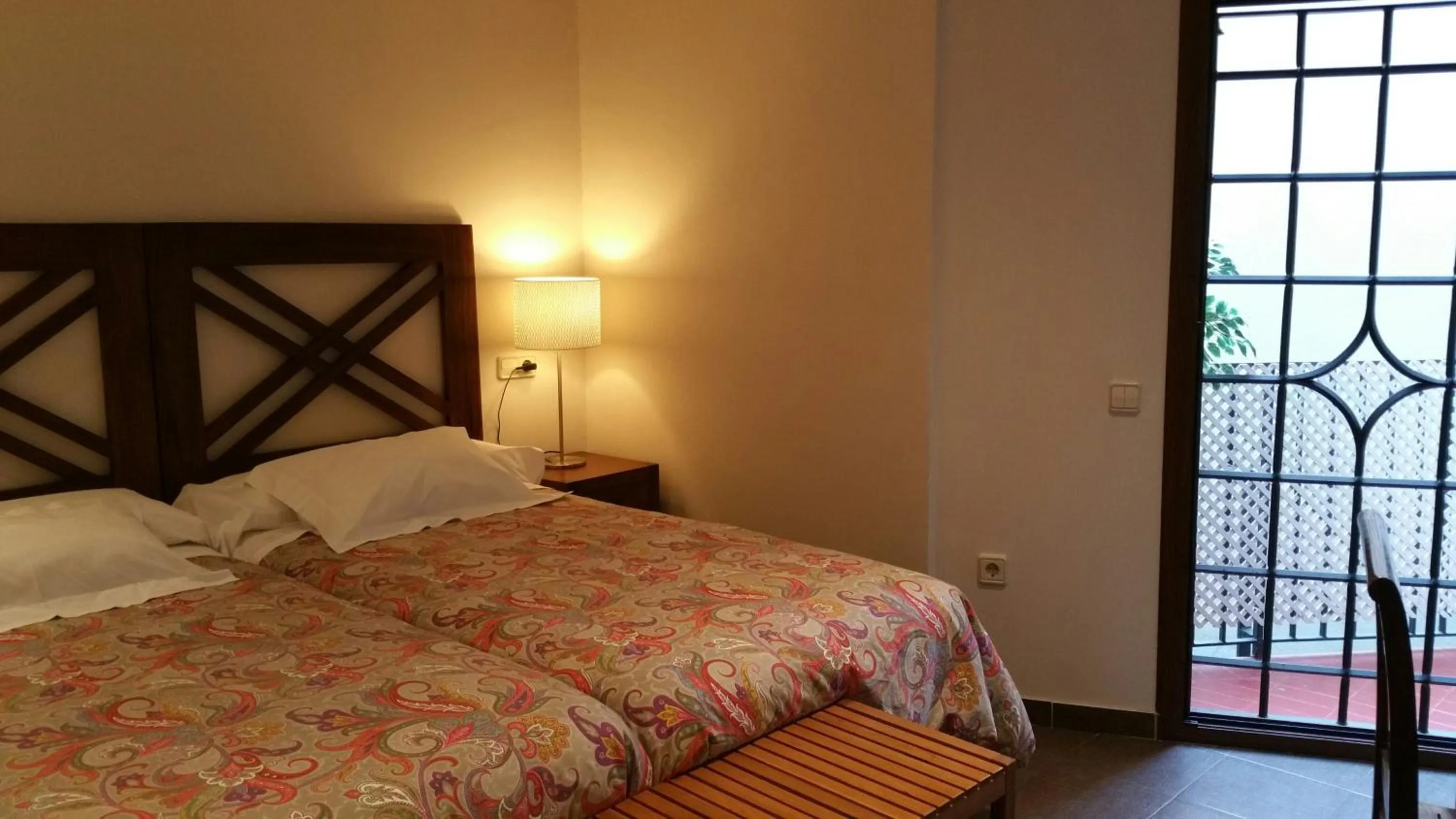 Photo of the whole room, Bed in La Ciudadela