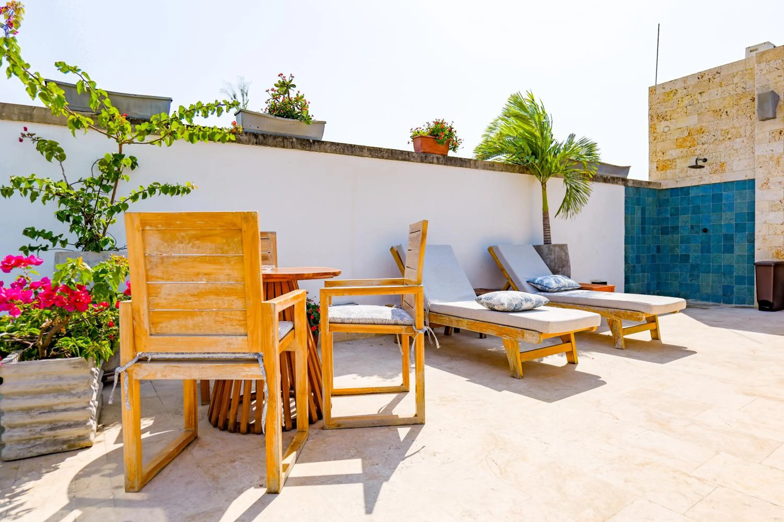 Swimming pool in Del Mar Guest House