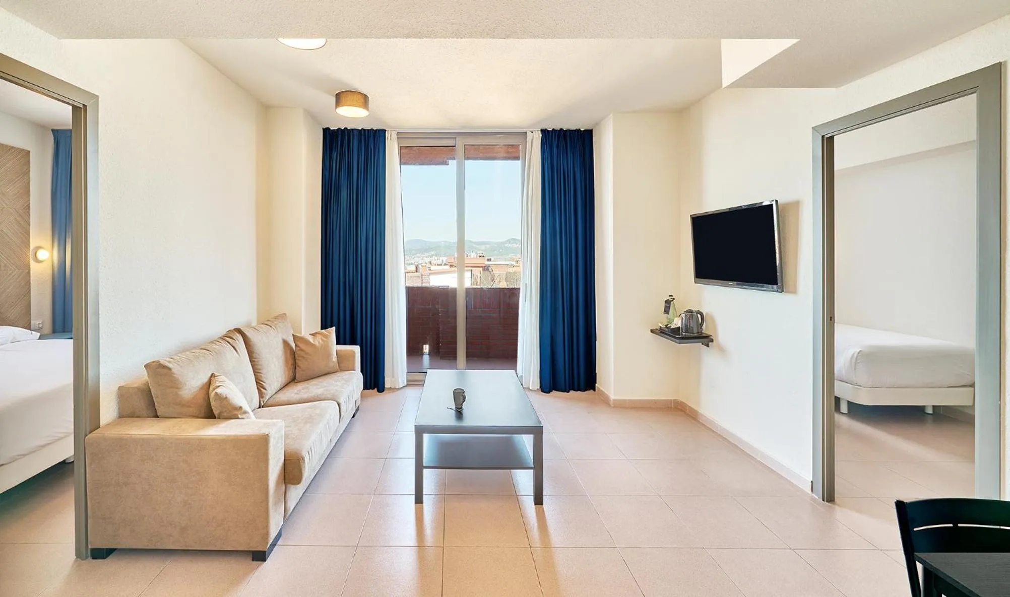 TV and multimedia in Hesperia Sant Joan