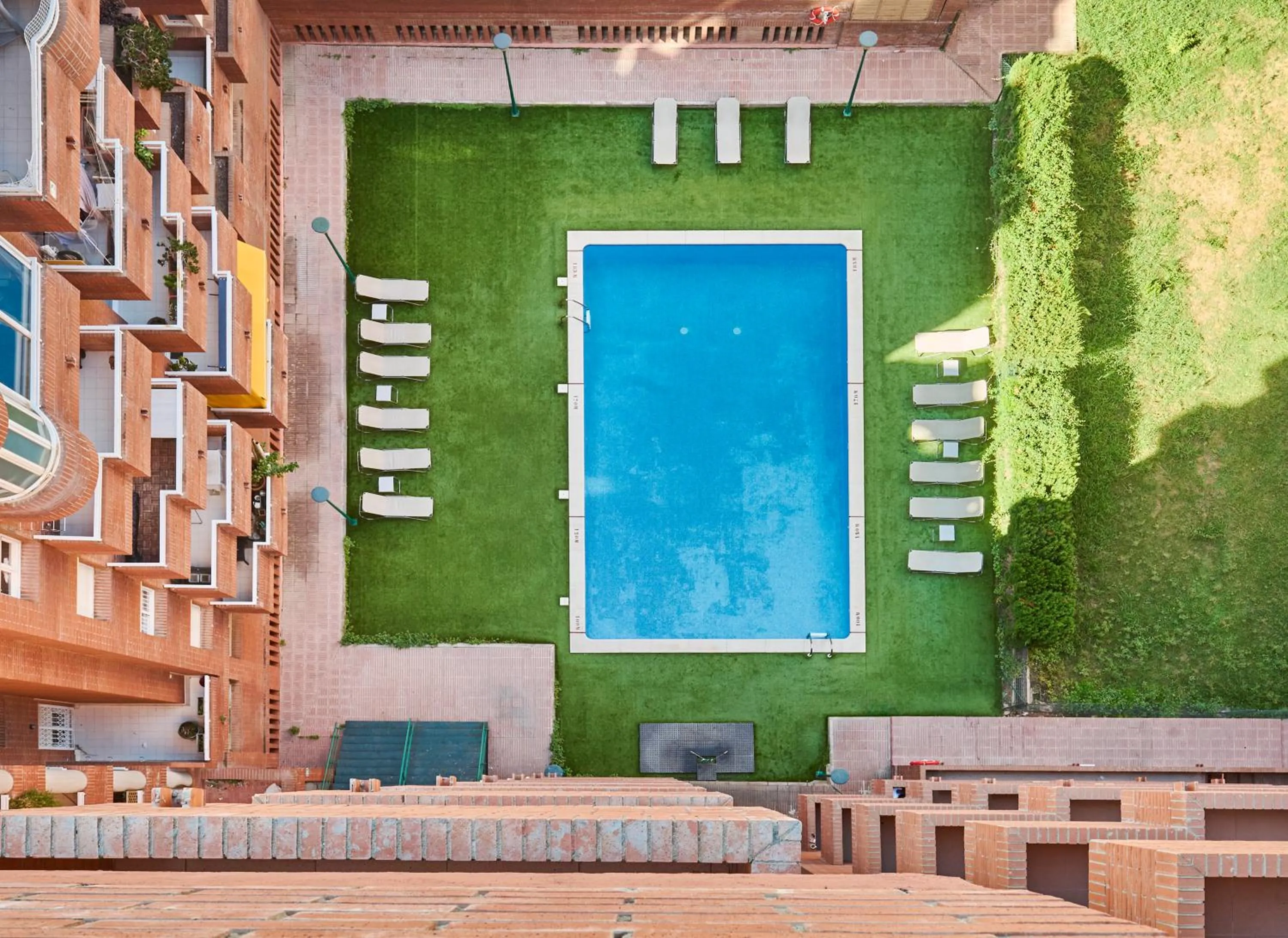 Swimming pool in Hesperia Sant Joan