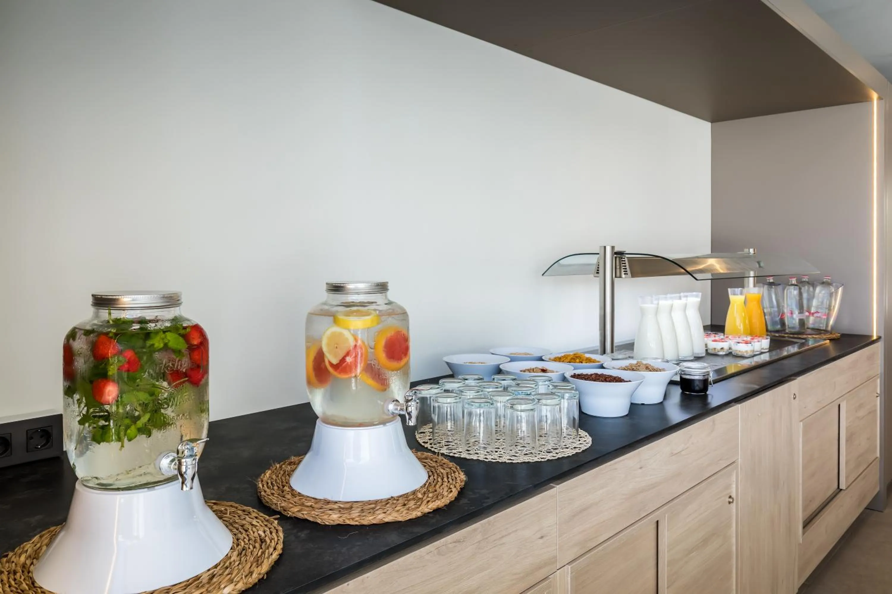 Restaurant/places to eat in Occidental Puerto Banús