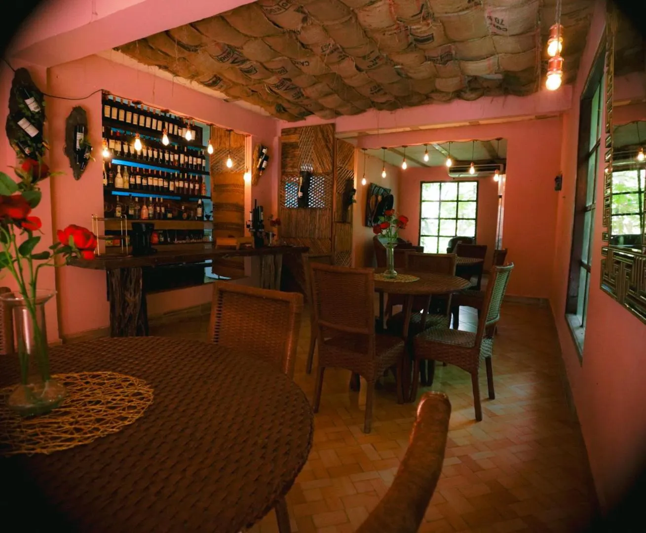 Restaurant/places to eat in Tawaca Ecohotel