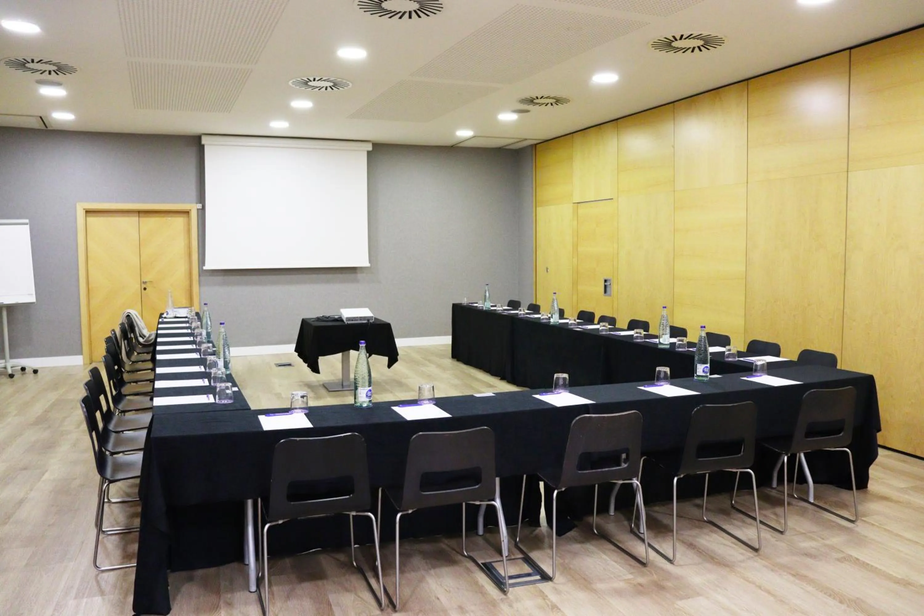 Meeting/conference room in Eurohotel Barcelona Granvia Fira