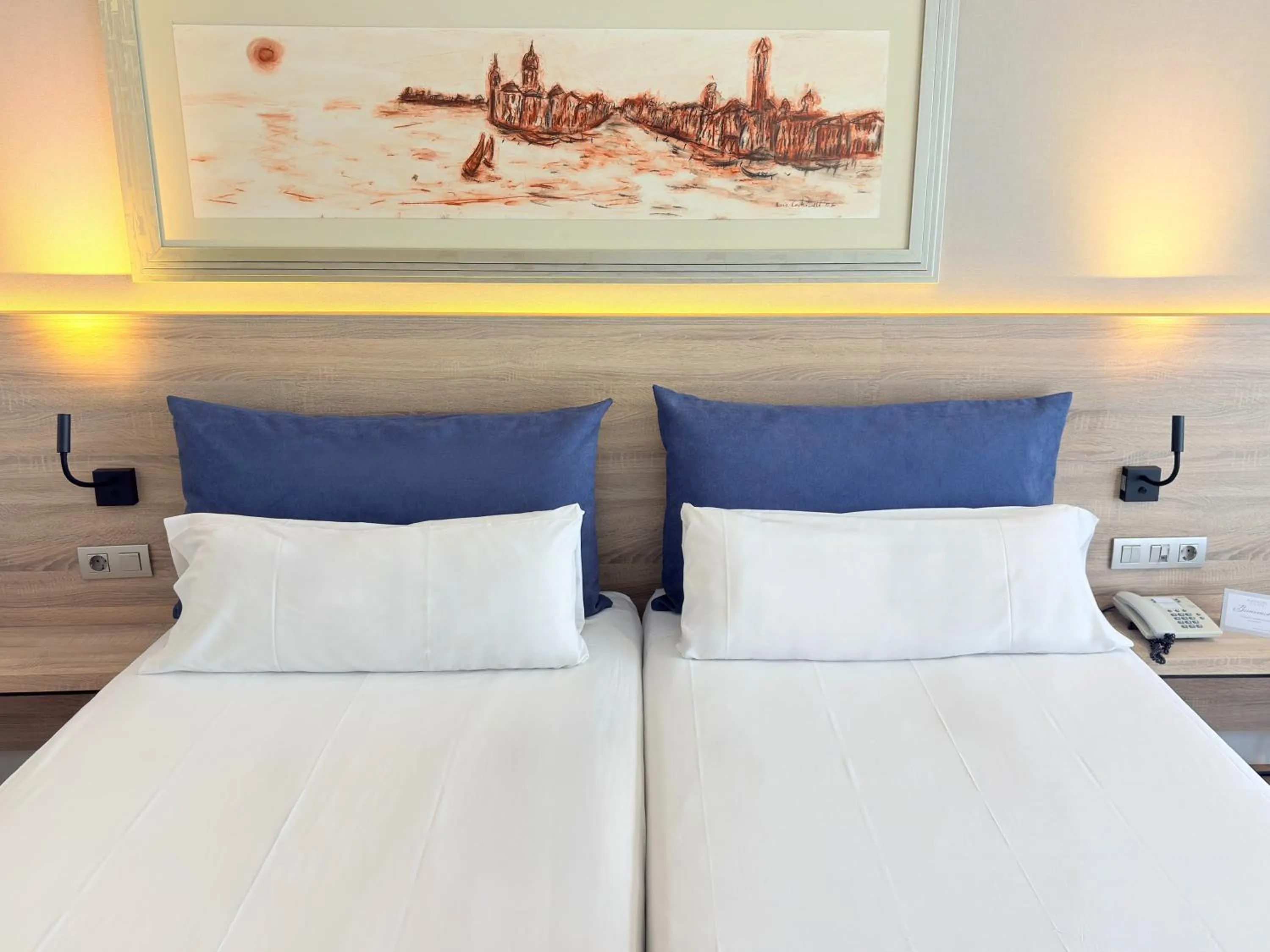 Bed in Eurohotel Barcelona Granvia Fira