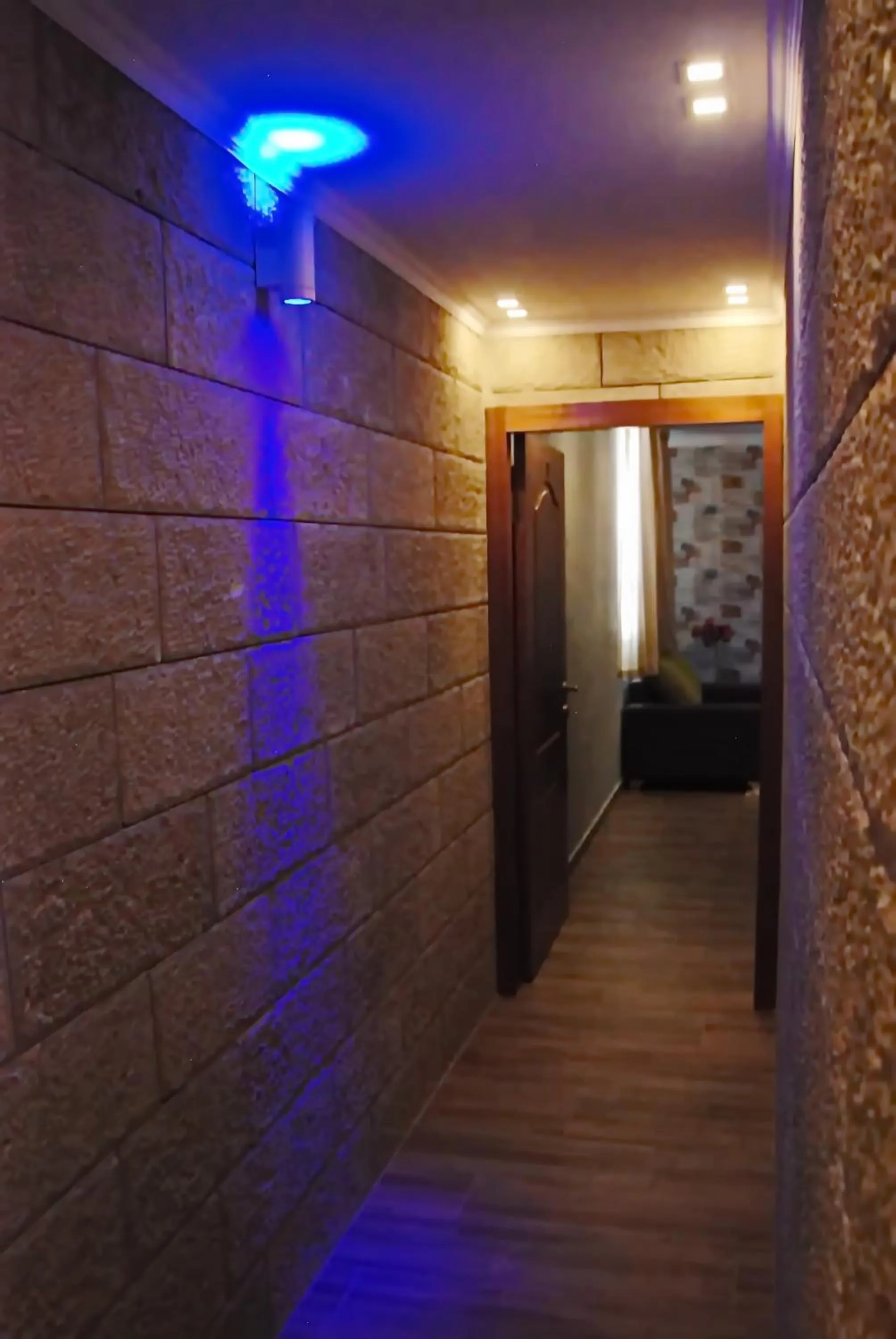 Decorative detail in City Apartments