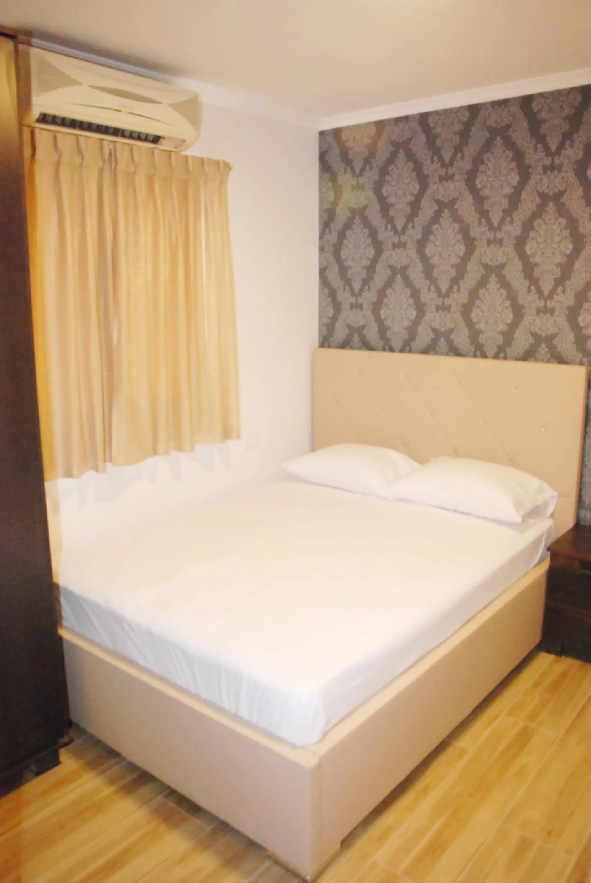 Bedroom, Bed in City Apartments