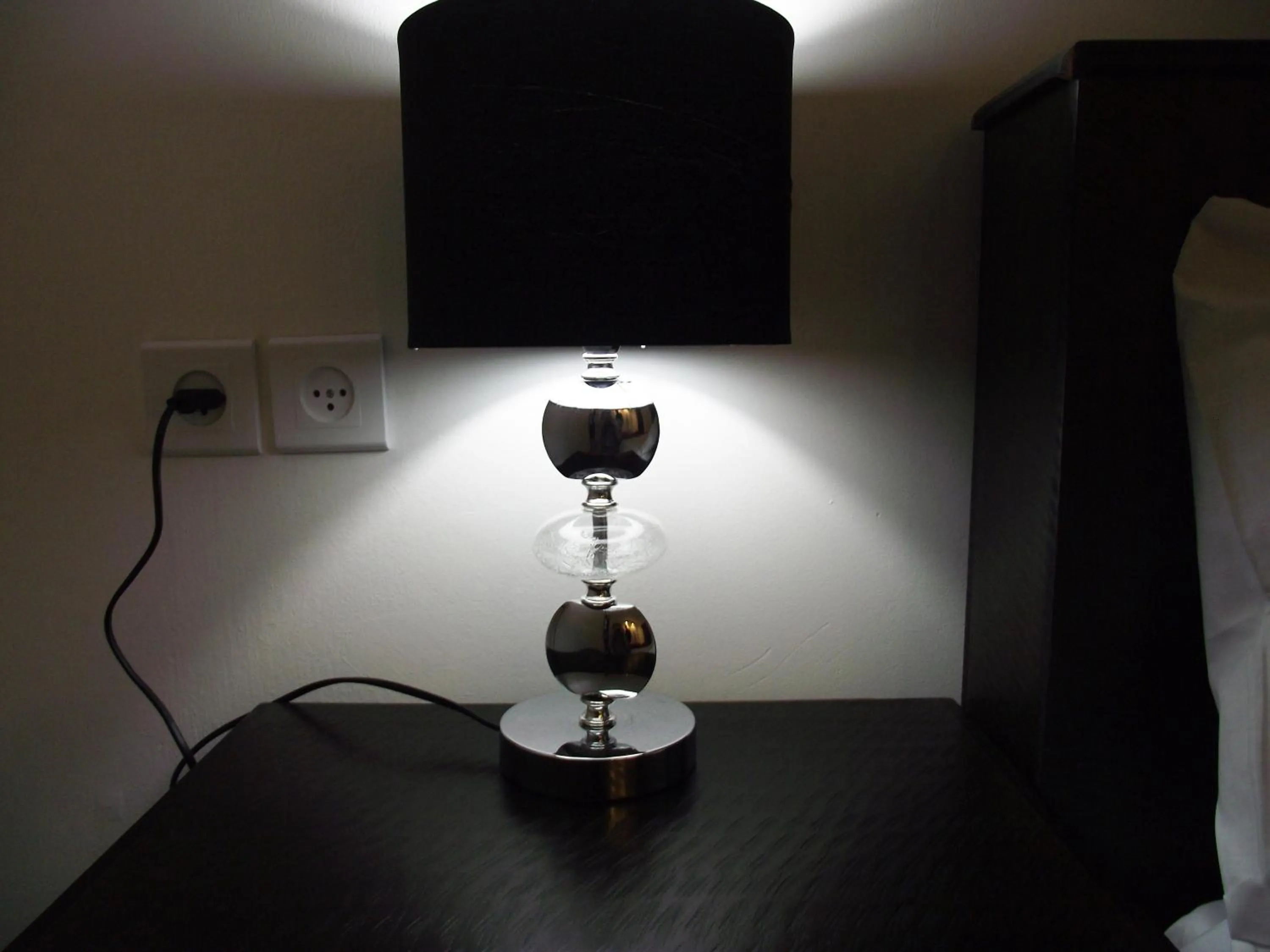 Decorative detail in City Apartments