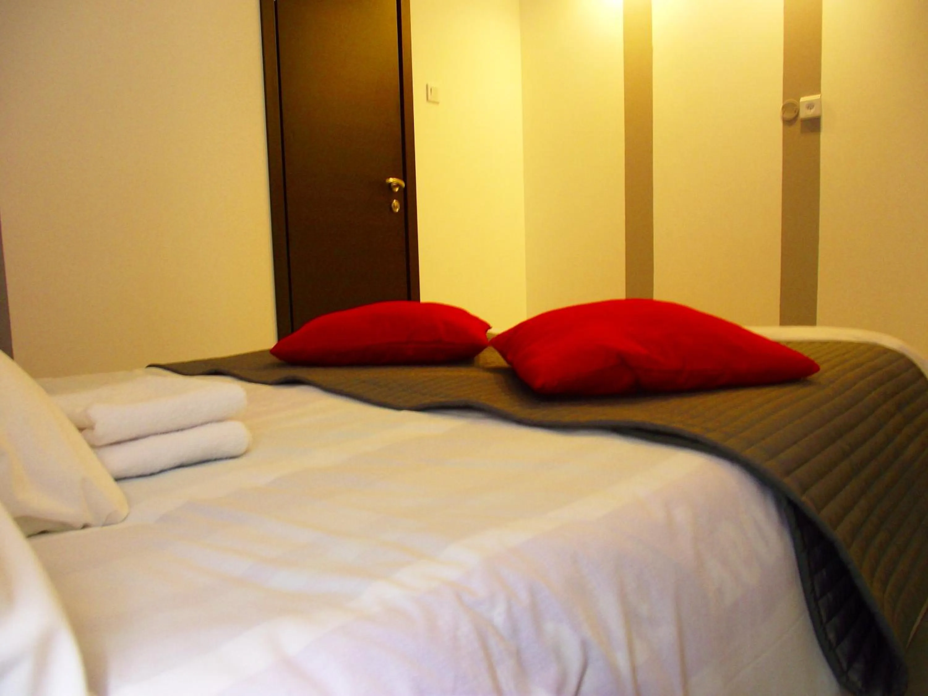 Bedroom, Bed in City Apartments