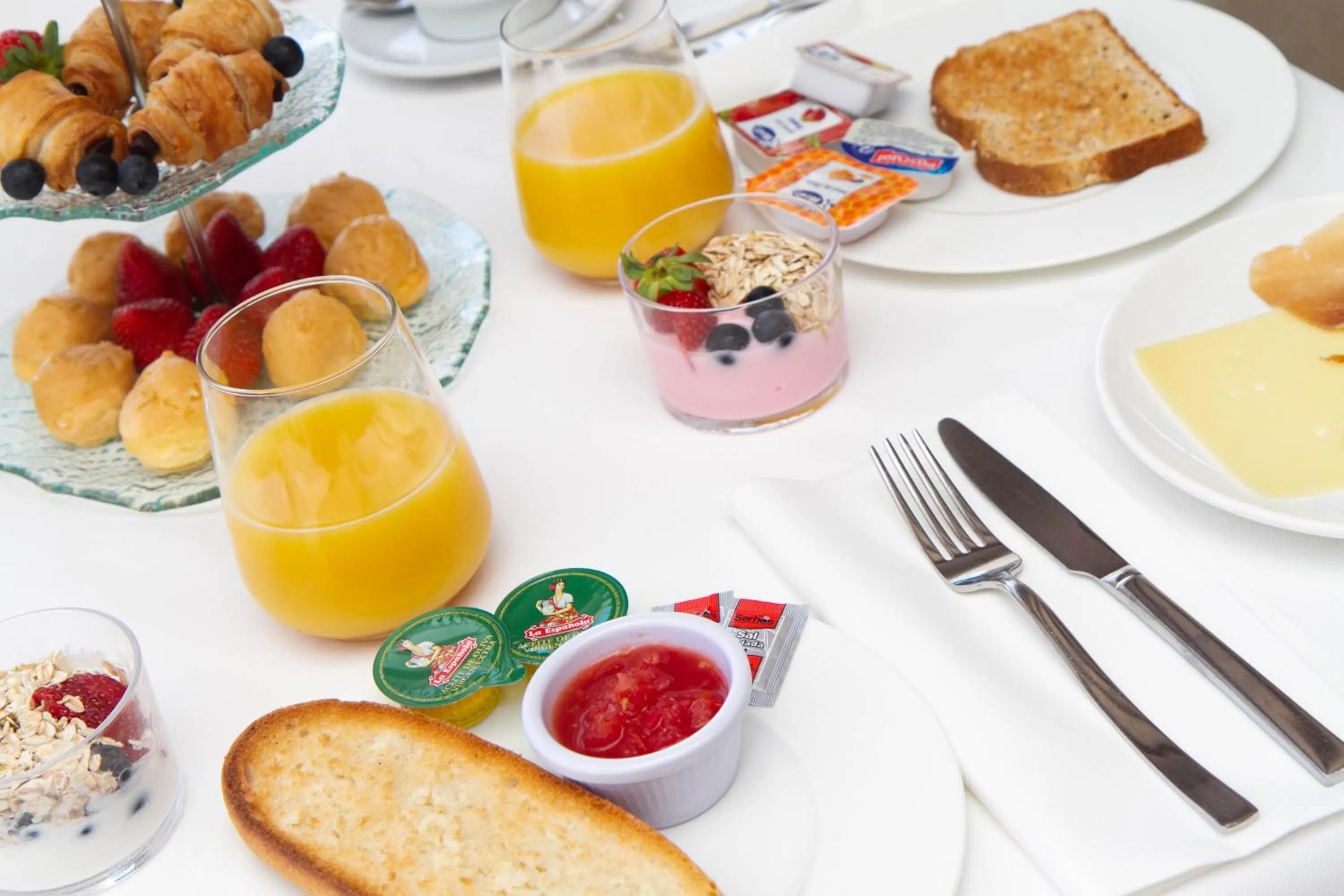 Food and drinks in Hostal San Juan