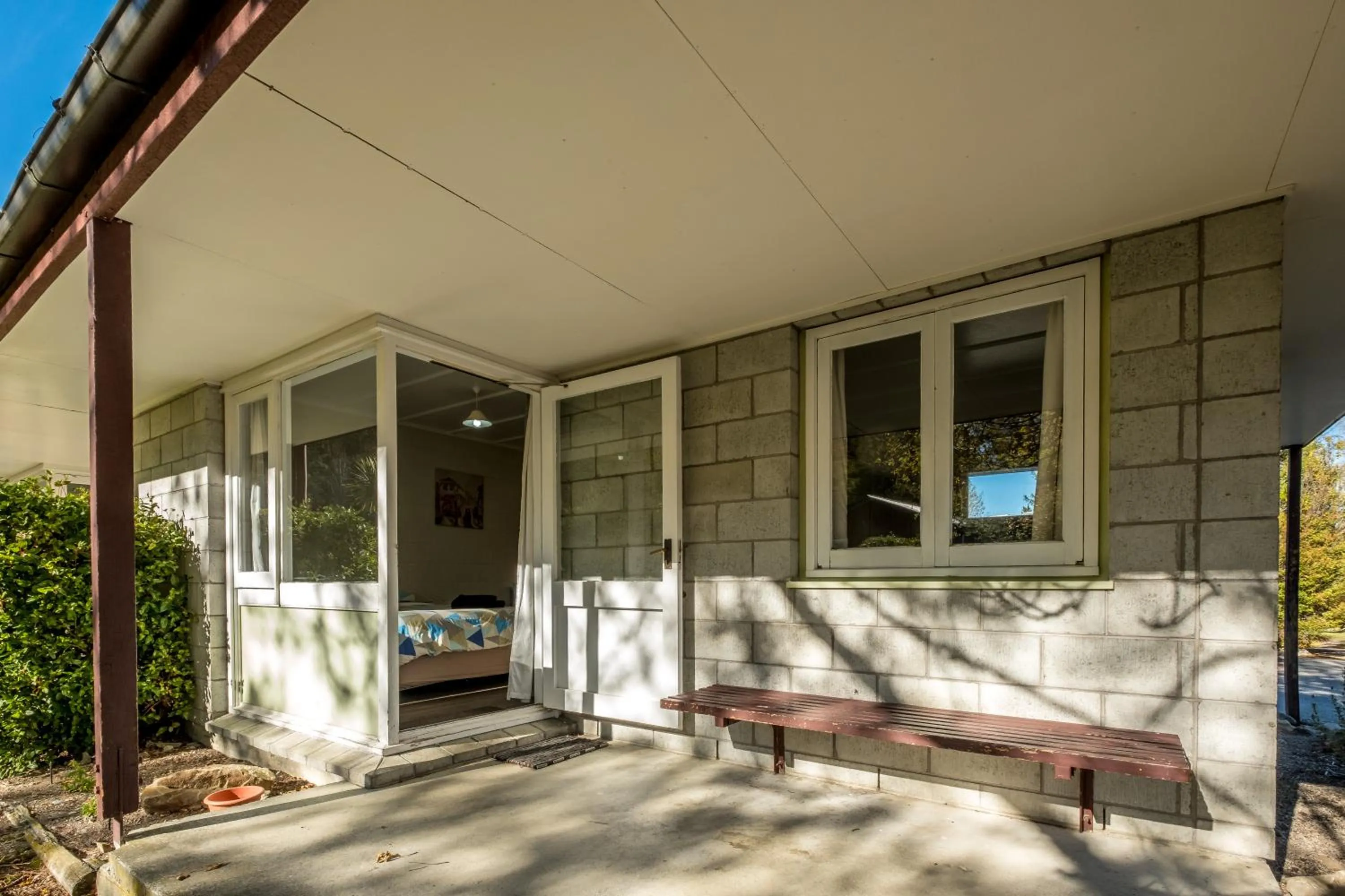 Property building in Alpine Adventure Holiday Park