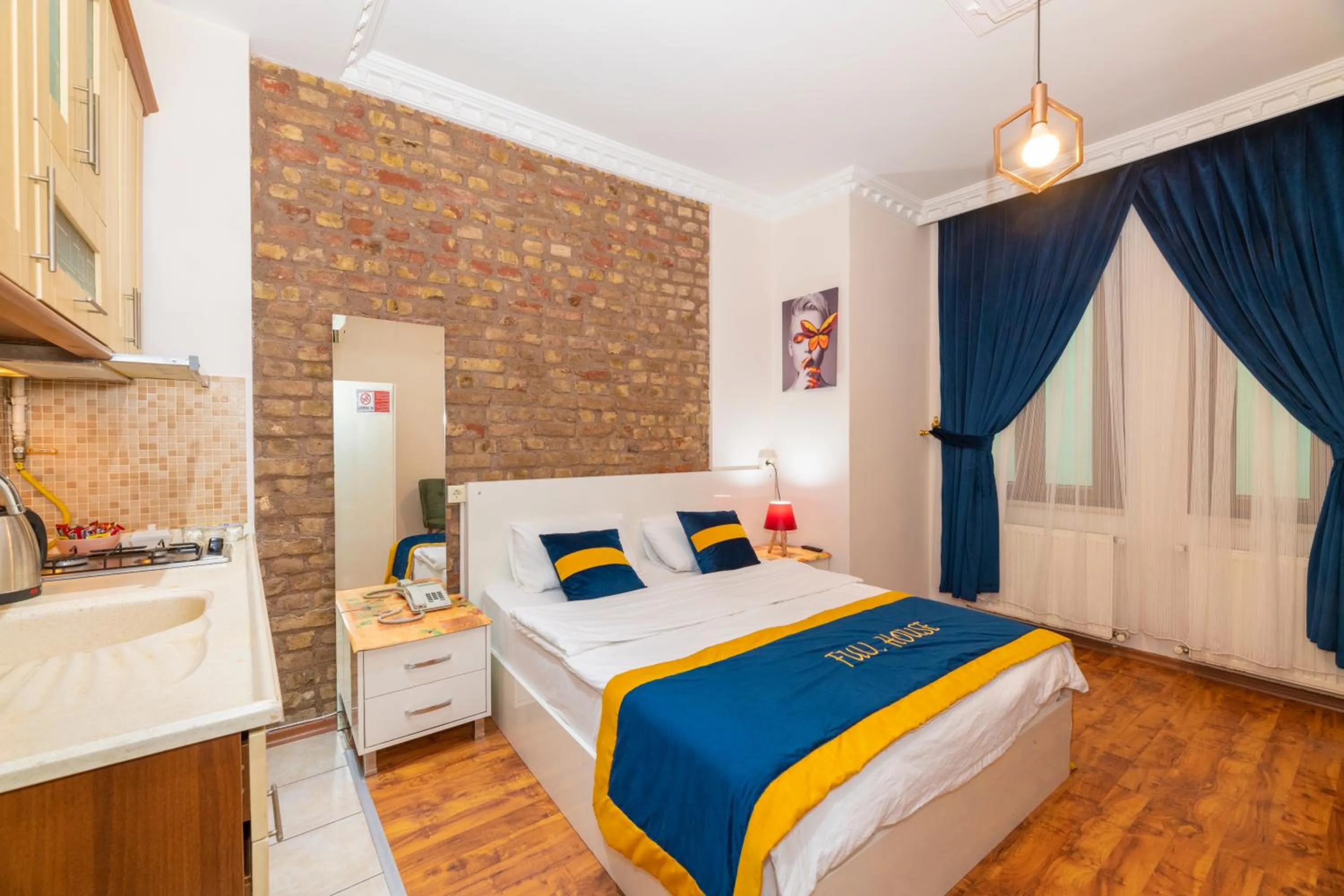 Photo of the whole room in GRAND OPERA HOTEL