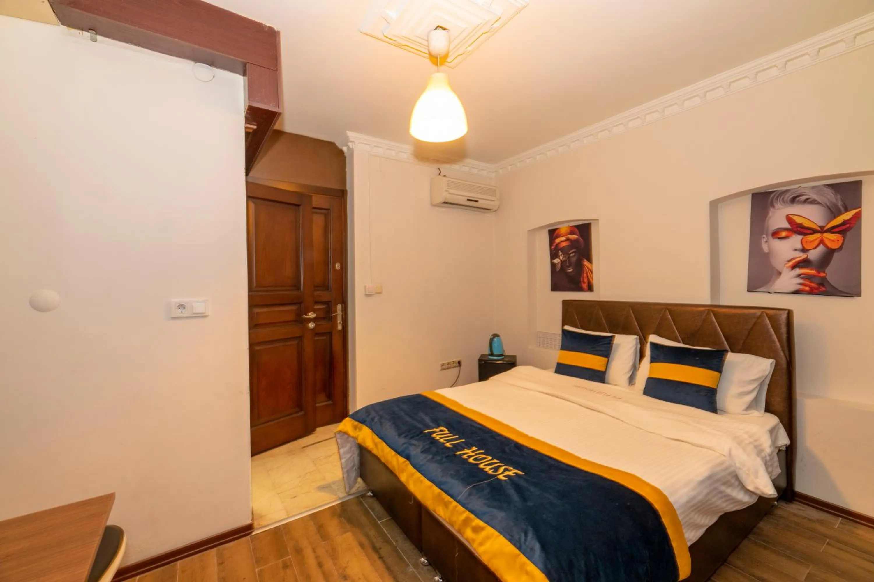 Photo of the whole room in GRAND OPERA HOTEL