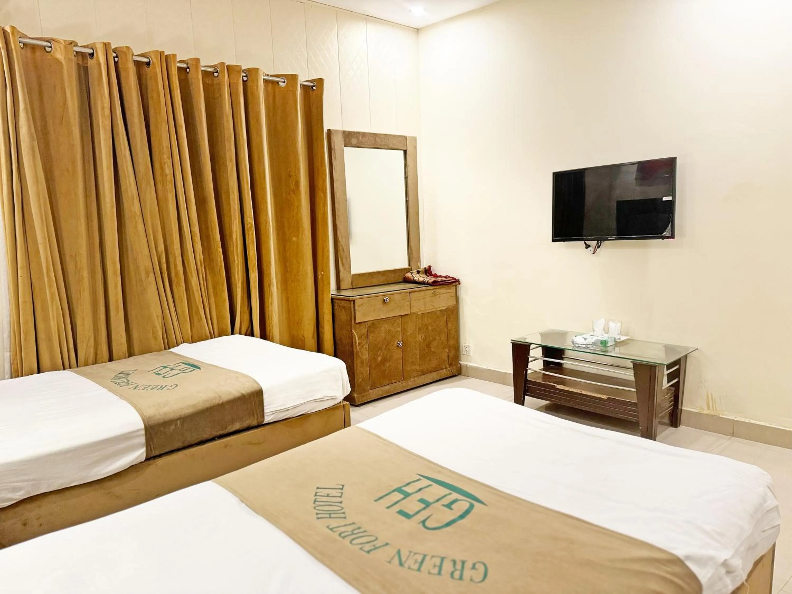 Bed in Hotel Green Fort Gulberg