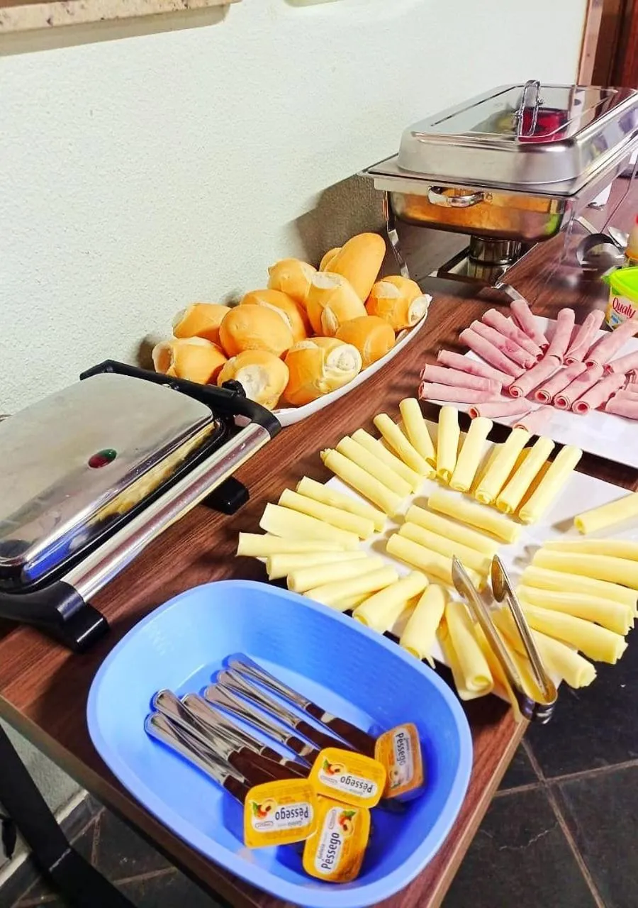 Food and drinks in POUSADA EVELINA