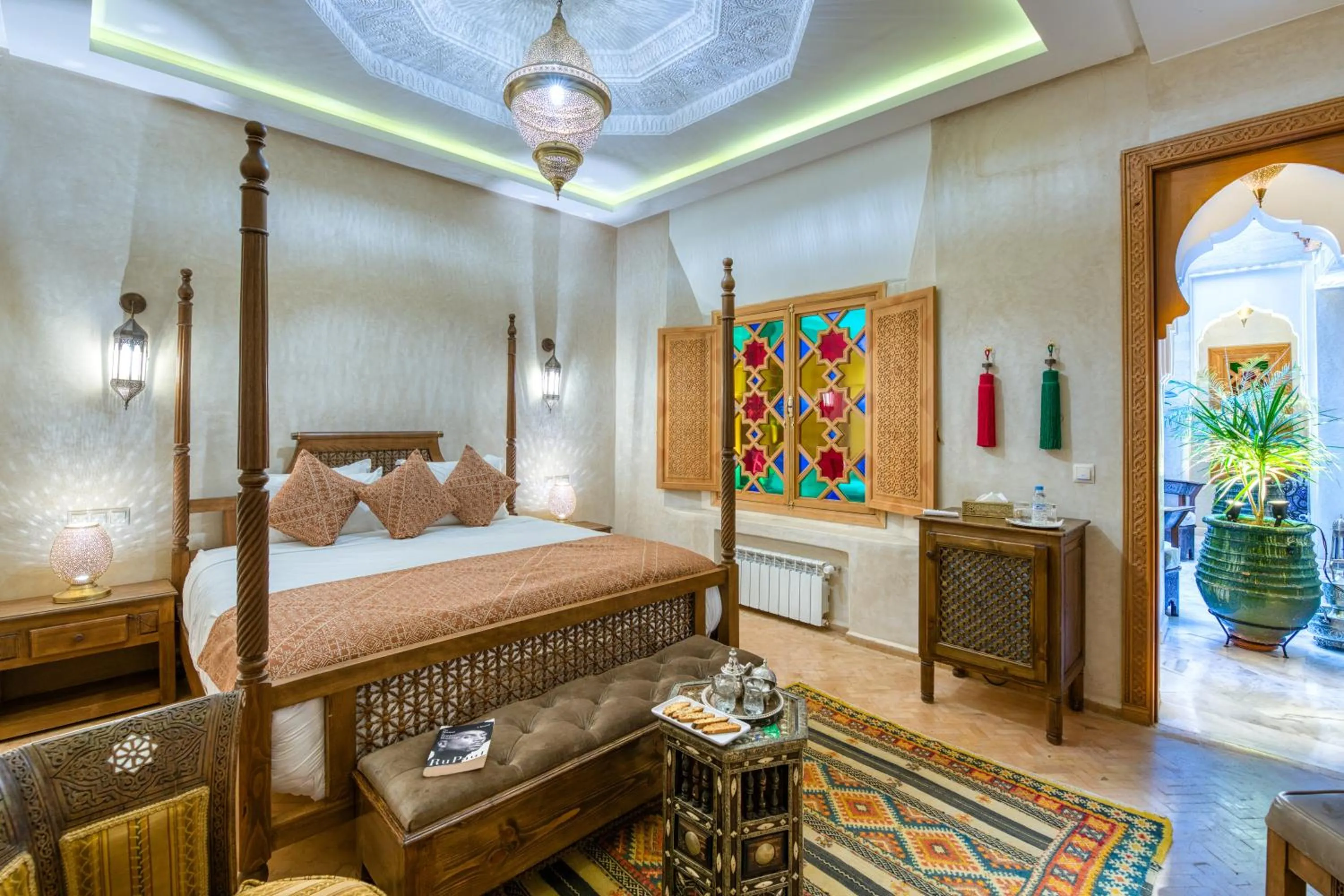 Photo of the whole room, Bed in Palais Tara & Spa
