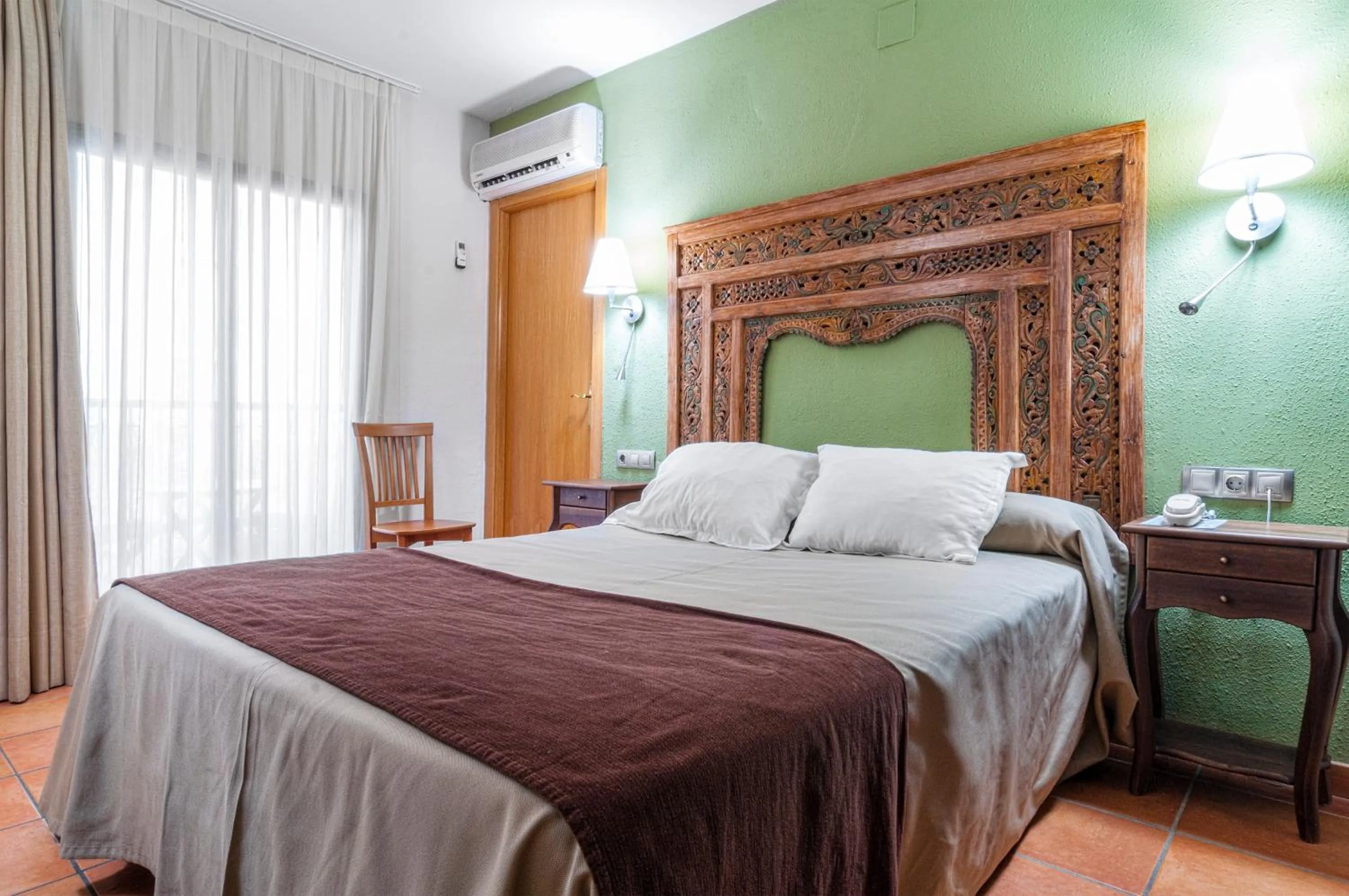 Bed in Hotel Sierra de Cazorla & SPA 3*