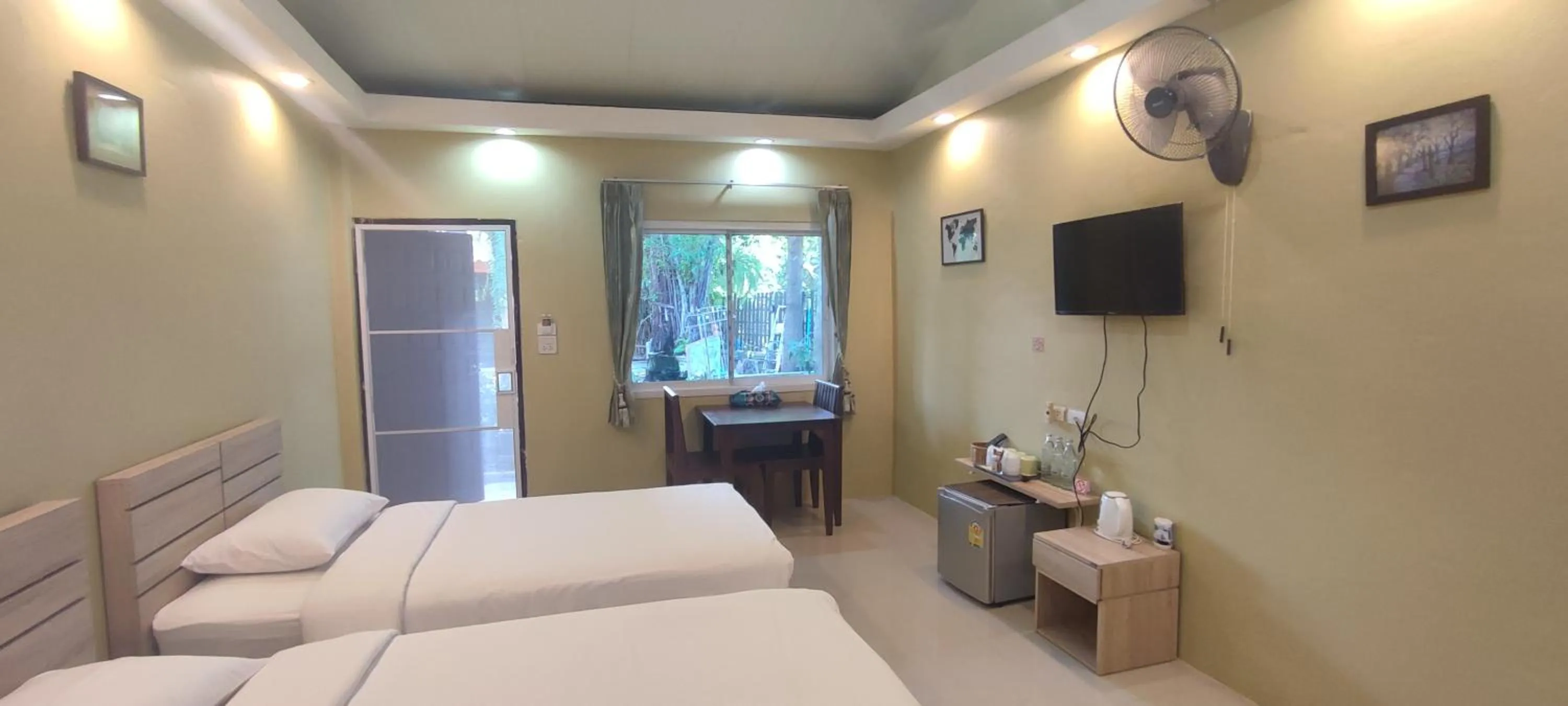 Property building, Bed in Q Zone Boutique House