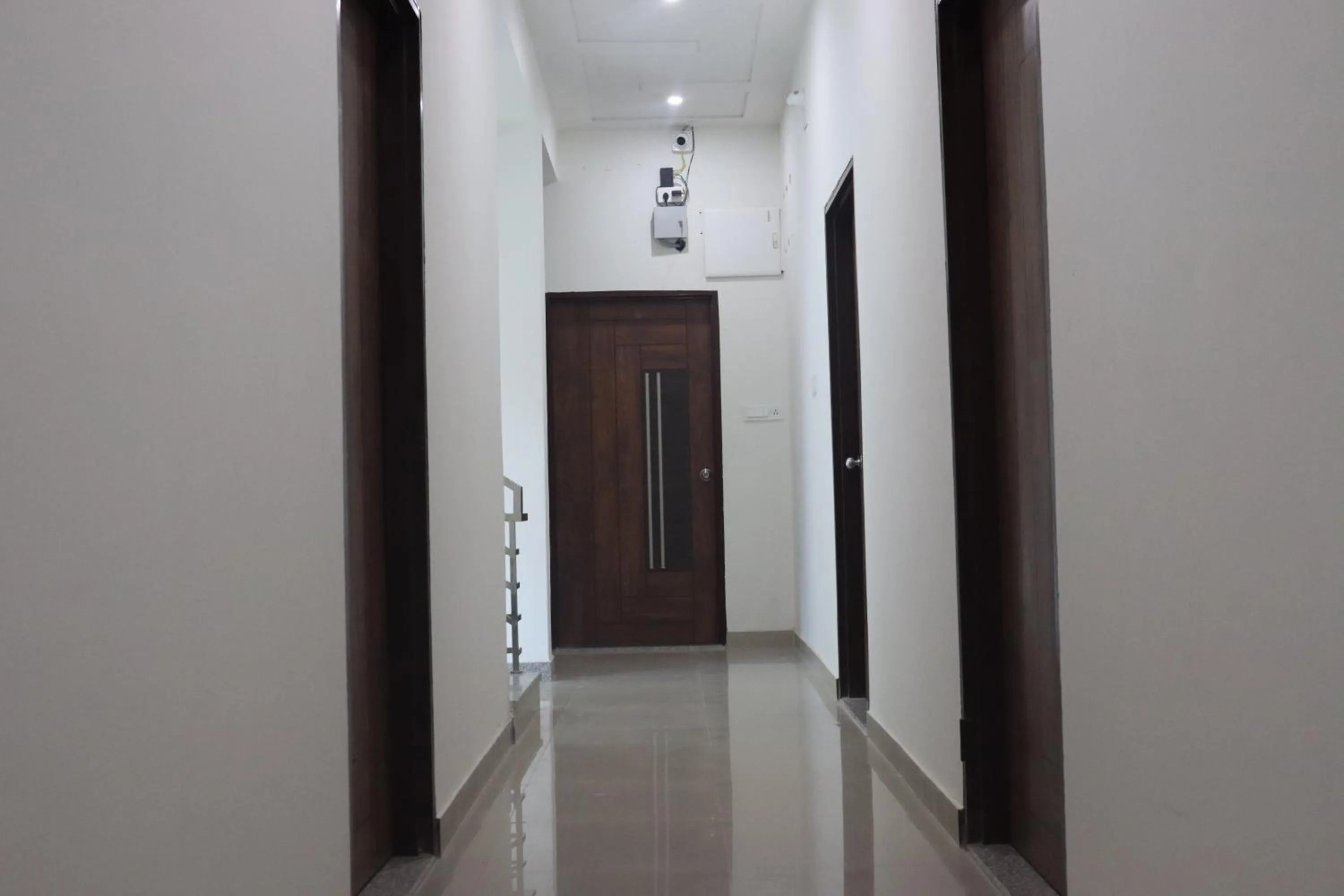 Lobby or reception in Paradise Inn