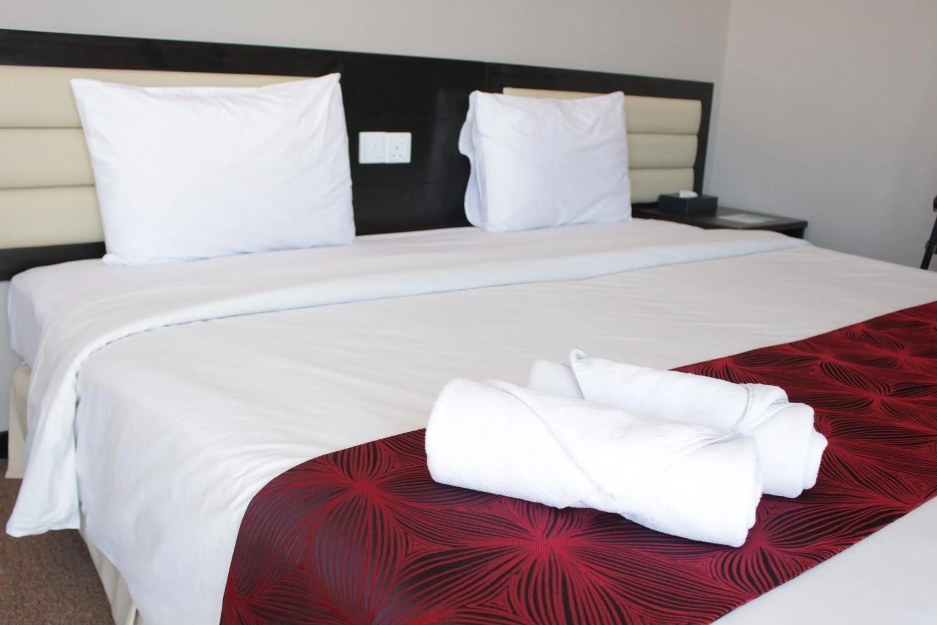 Bed in Paradise Spa Hotel