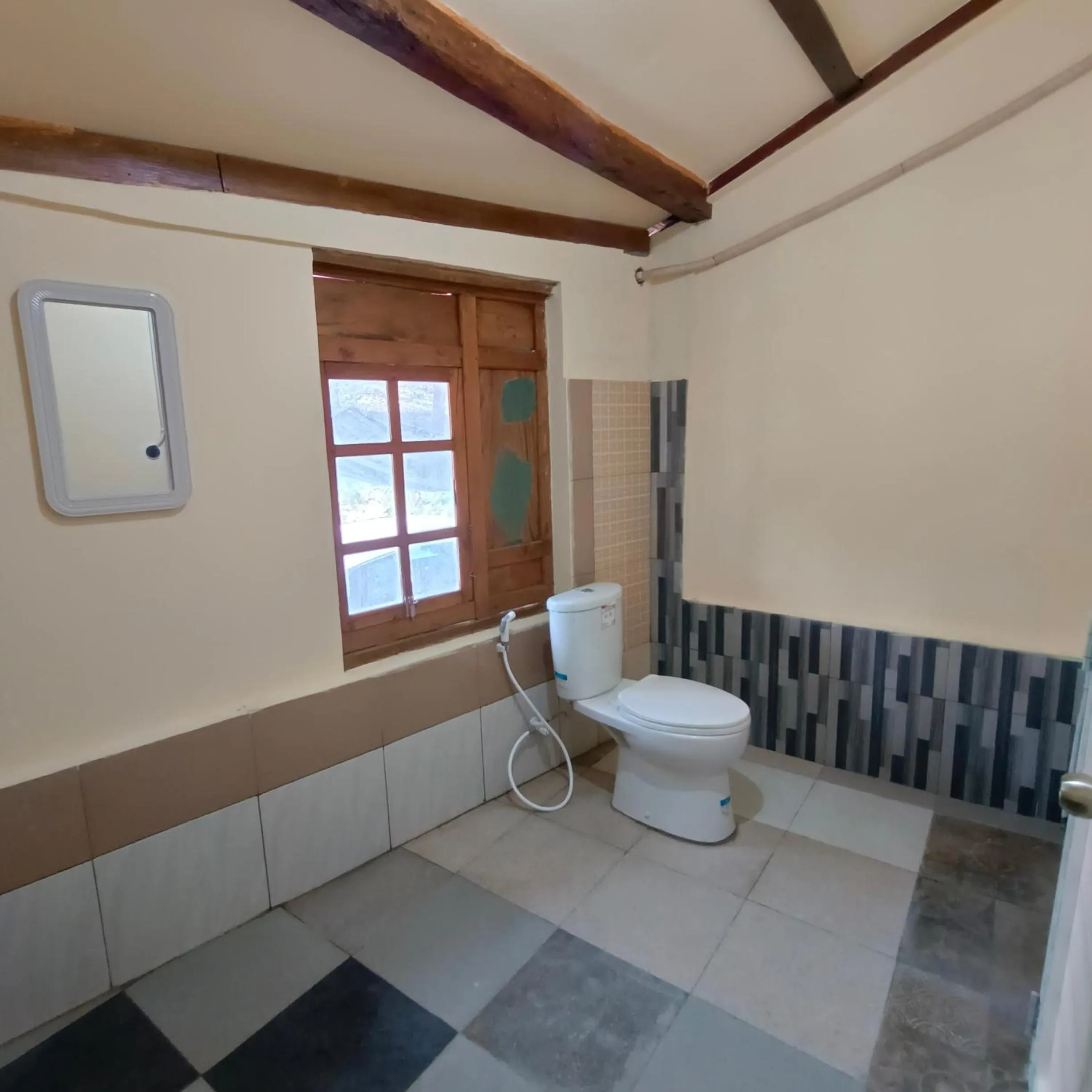 Toilet in Omah Singo Stay & Resto Yogyakarta