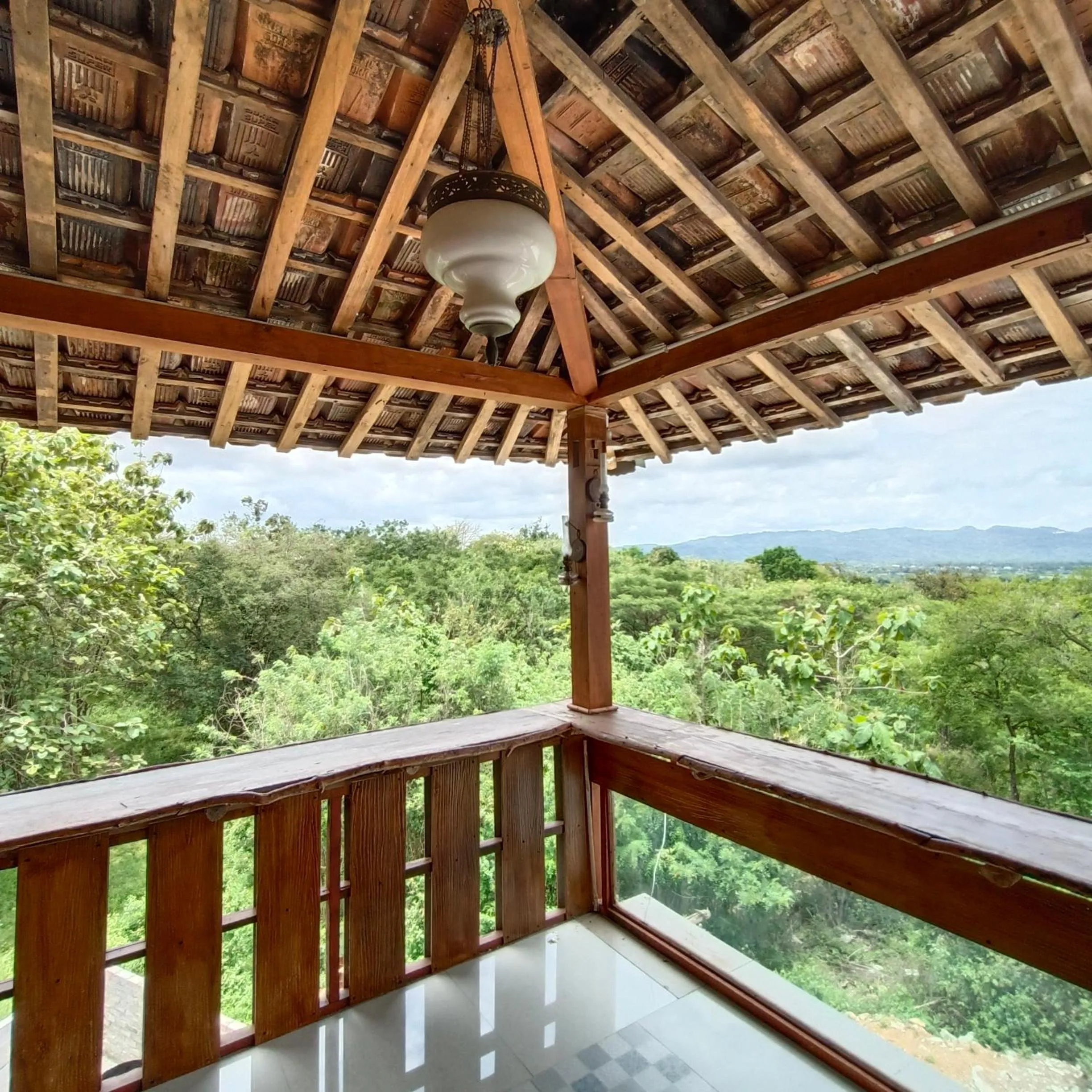 Restaurant/places to eat in Omah Singo Stay & Resto Yogyakarta